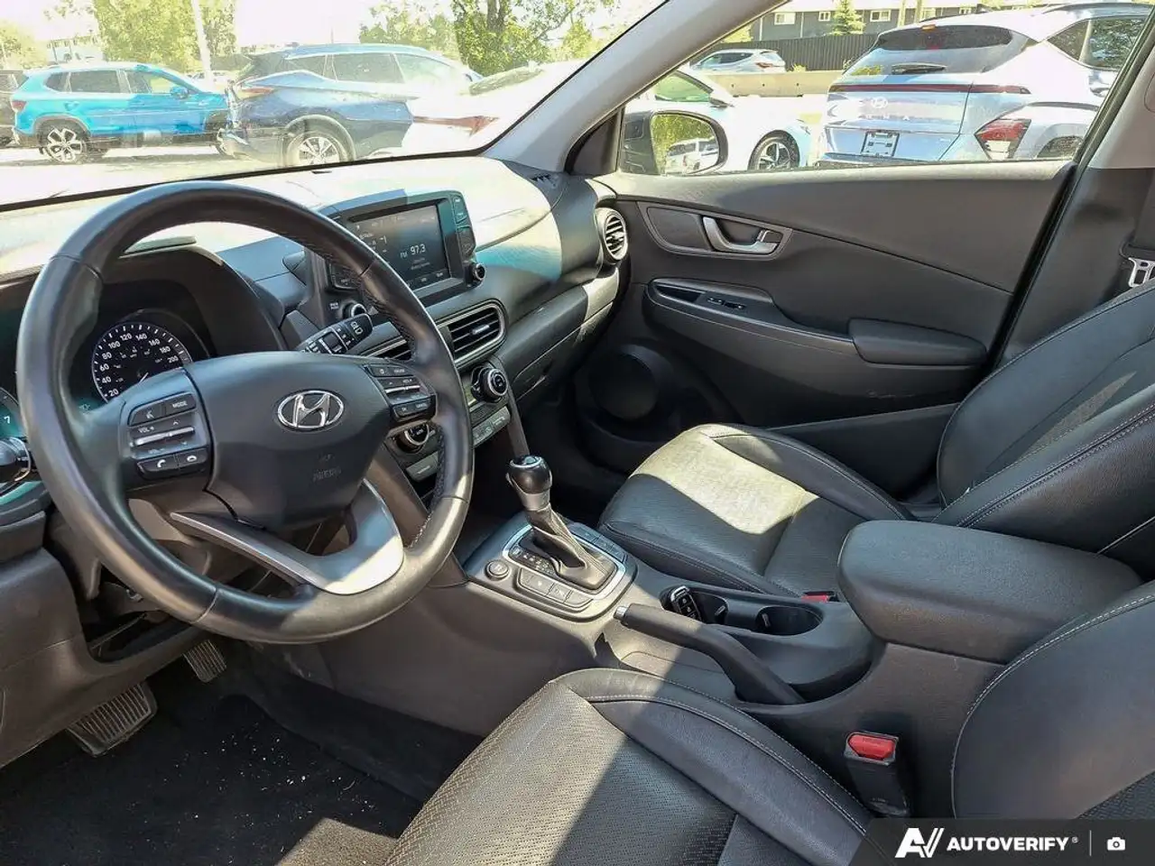 Hyundai KONA снимка Hyundai KONA