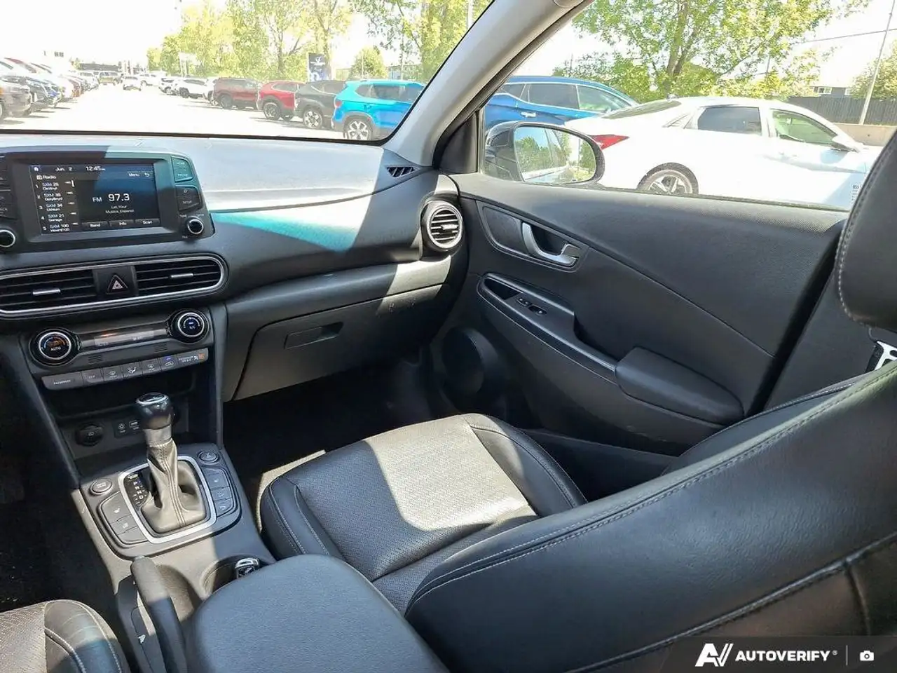 Hyundai KONA снимка Hyundai KONA