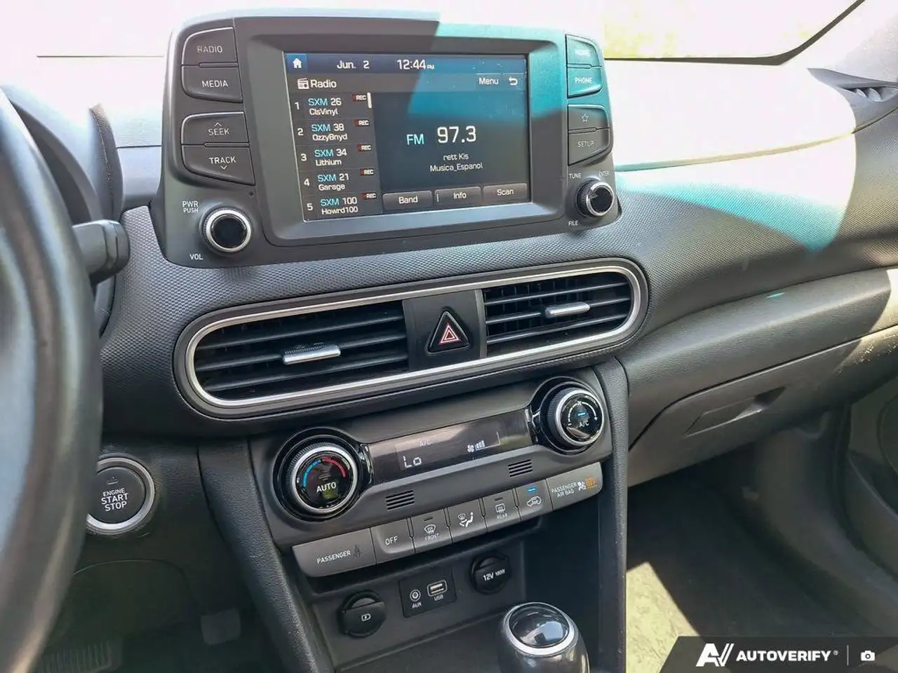 Hyundai KONA снимка Hyundai KONA