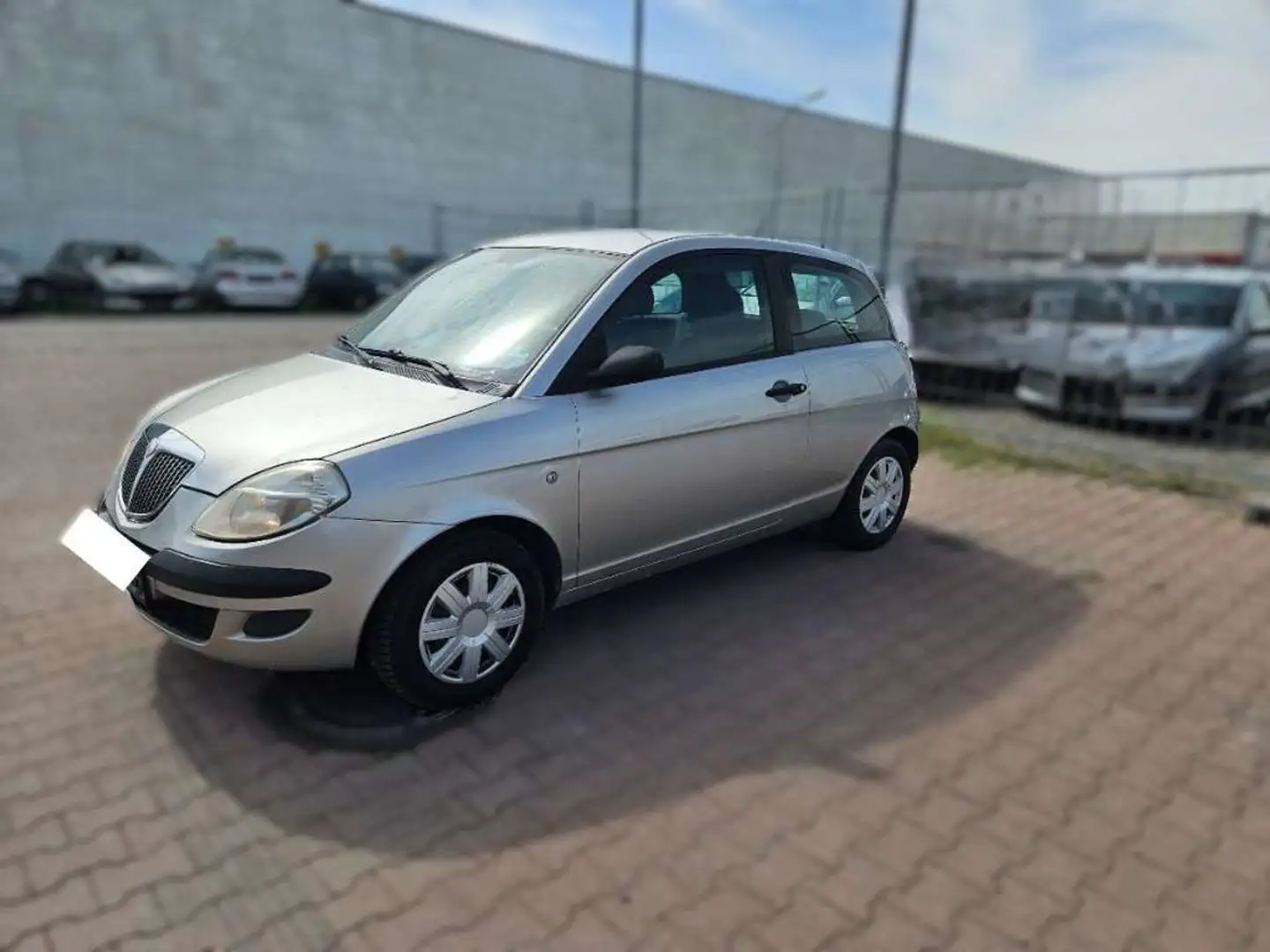 Lancia Ypsilon 1.3 MJT 75 CV Grigio - 2