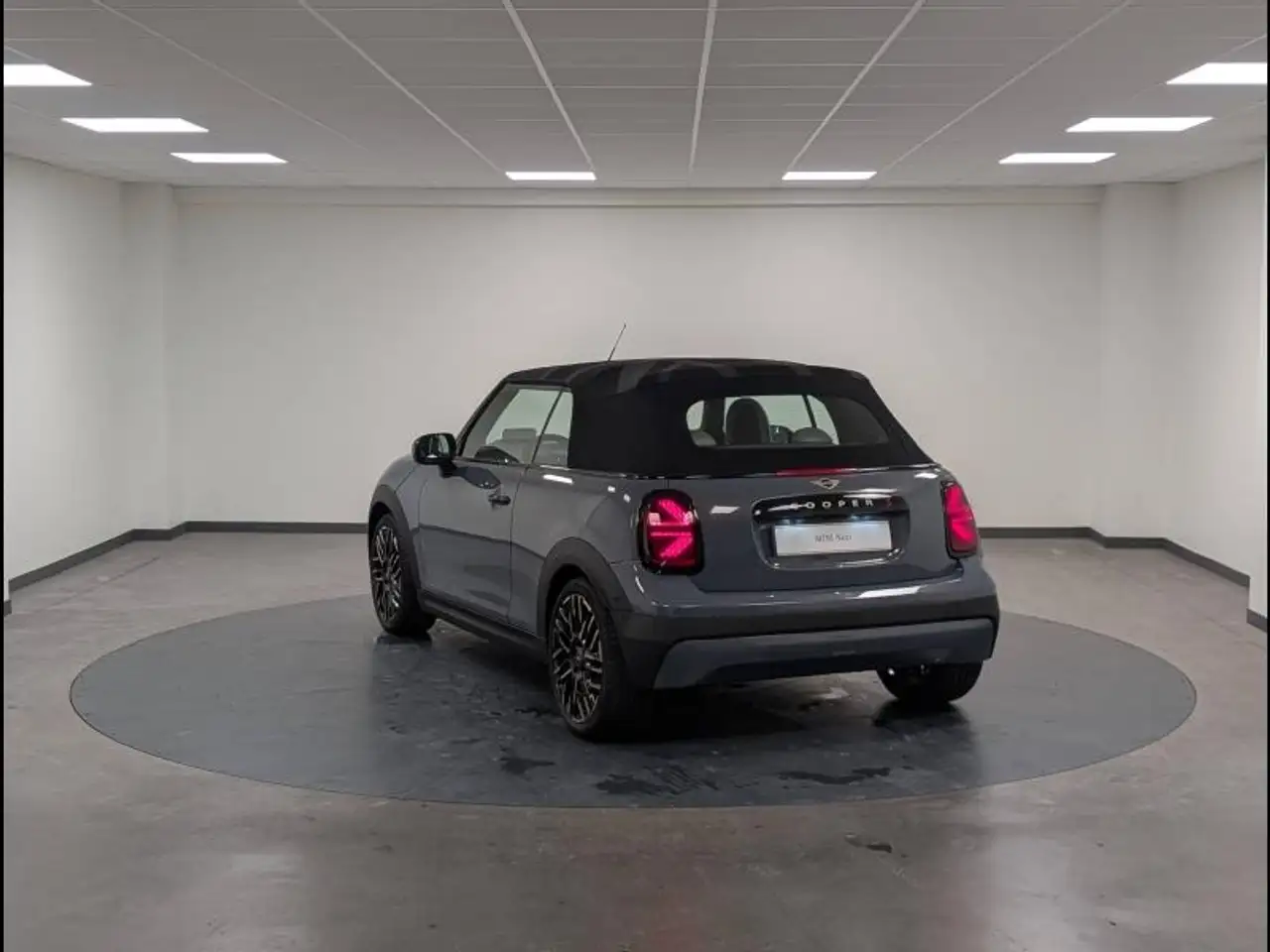 MINI Cooper Cabrio 2026 — фото 14