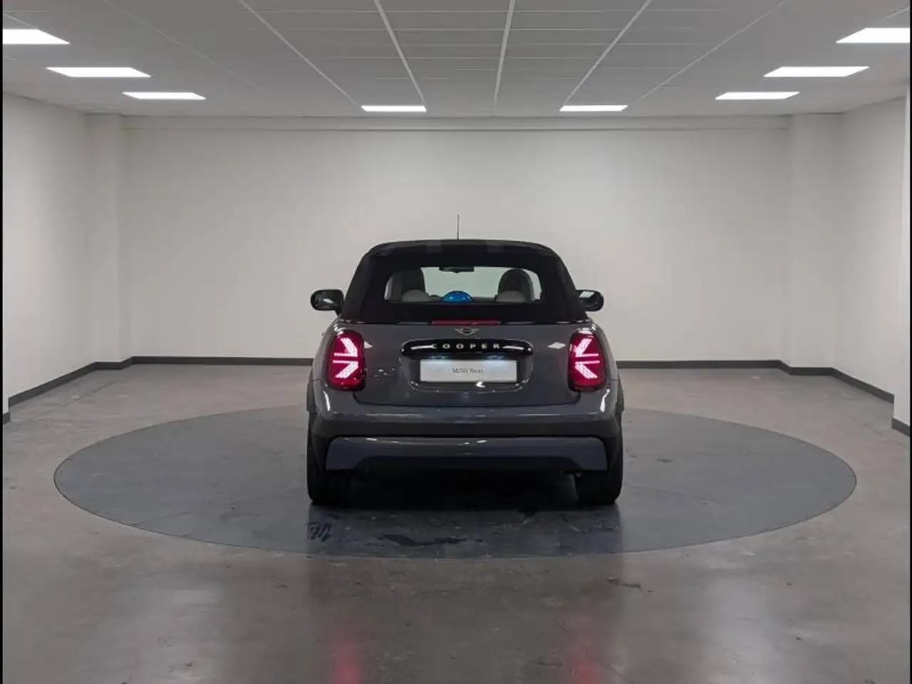 MINI Cooper Cabrio 2026 — фото 15