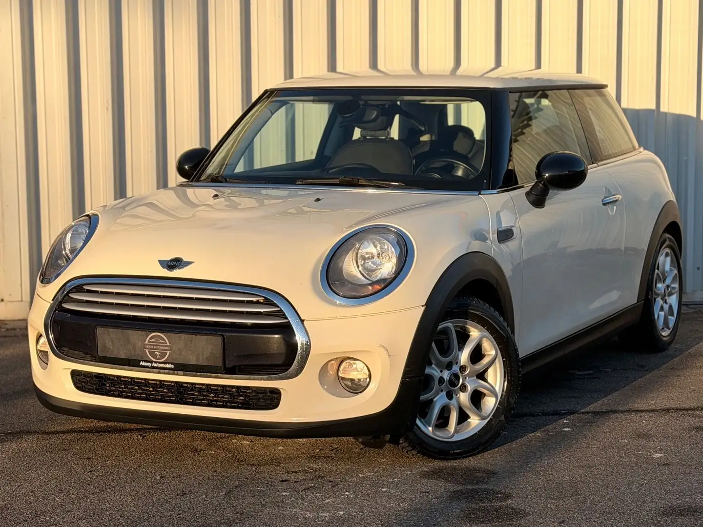 MINI Cooper D COOPER D 1.5 116 PS (*TÜV*KLIMAAT*SZHZ*) Weiß - 1
