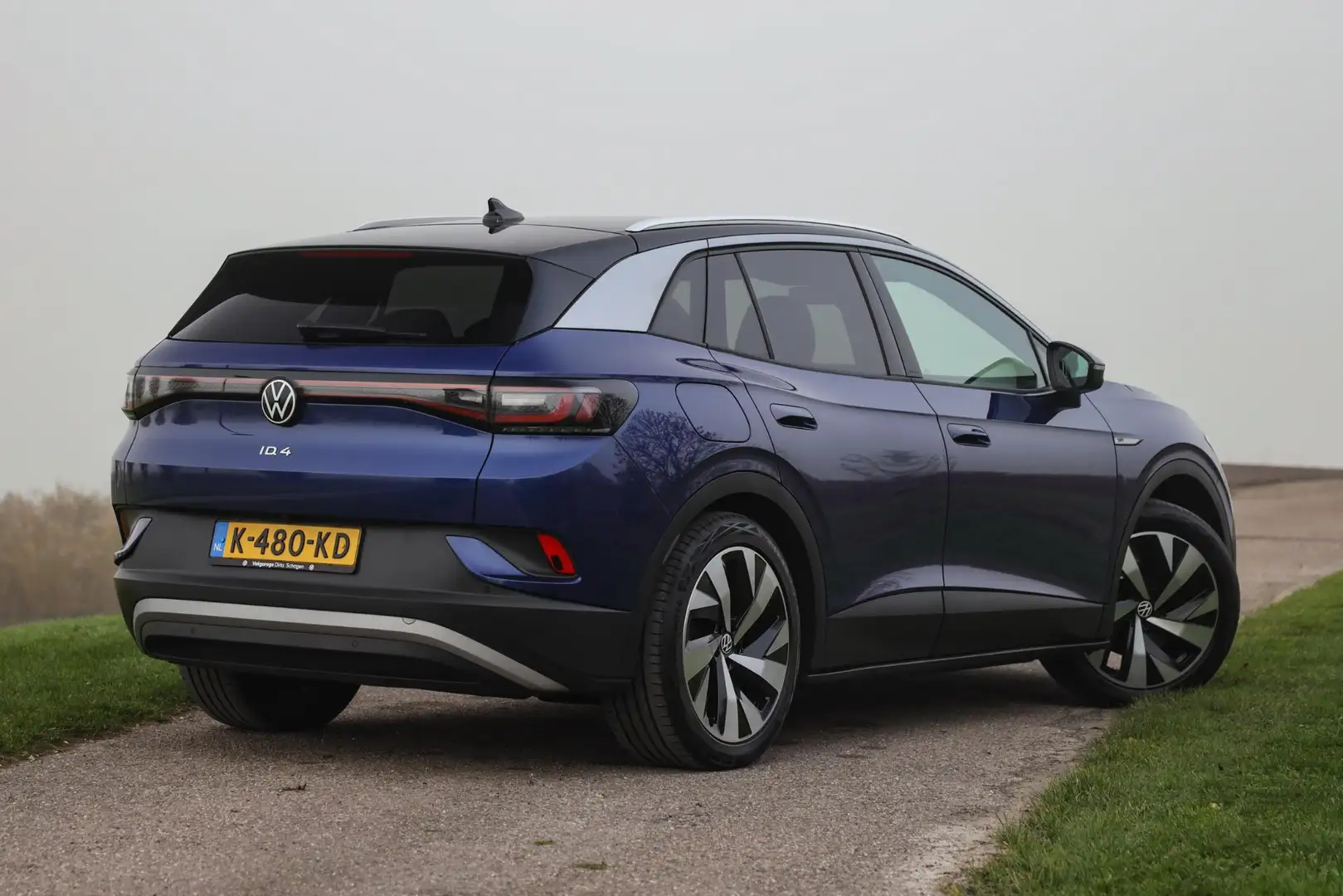 Volkswagen ID.4 First 77 kWh 204 PK ✅ LED ✅ ACC ✅ Trekhaak Bleu - 2