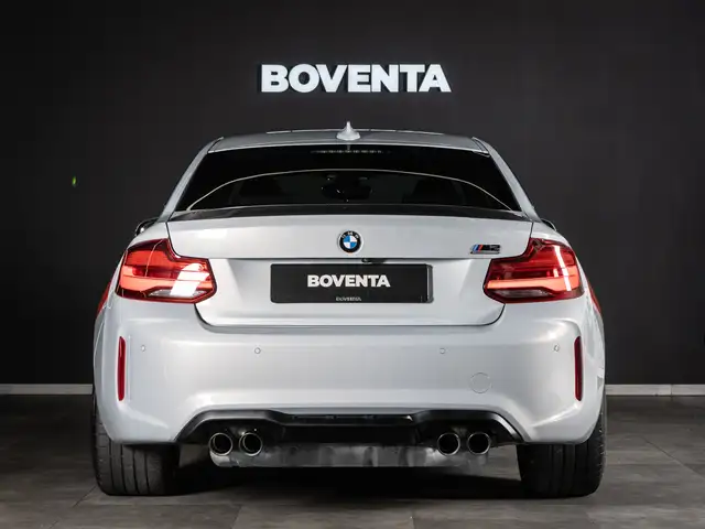 BMW M2 view 8
