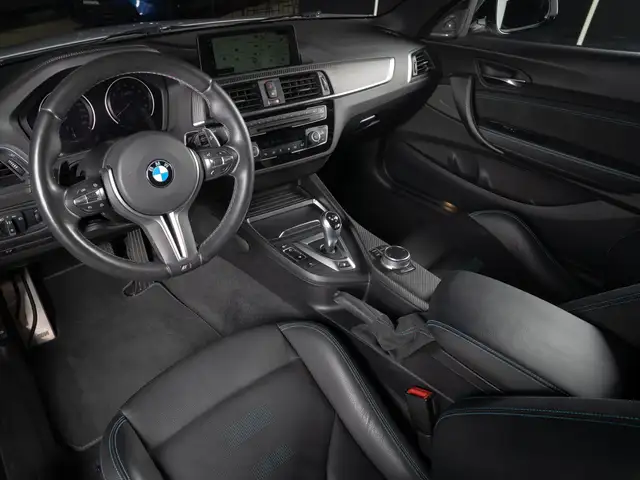 BMW M2 view 9