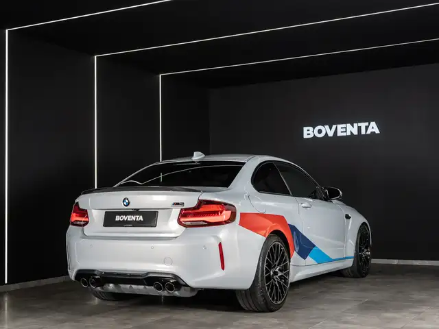 BMW M2 view 7