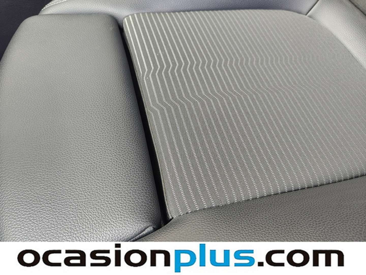Mercedes Classe A 200d Sedán - 2021 - Joinsteer - #11