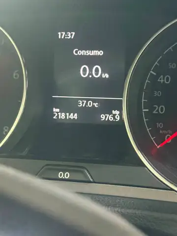 Volkswagen Golf view 14