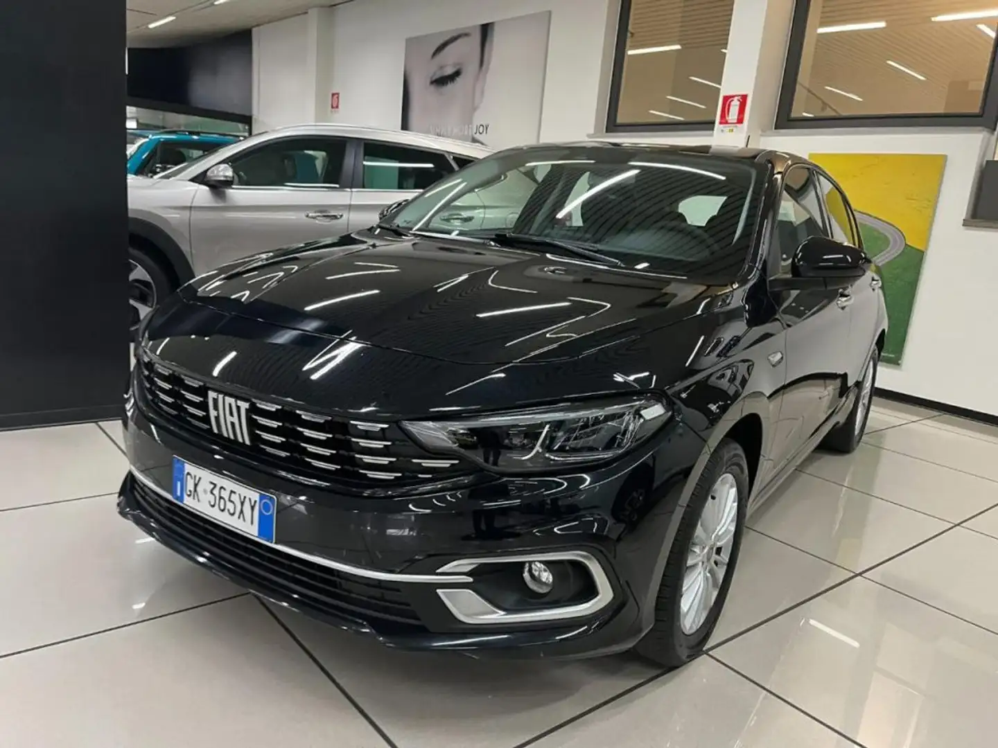 Fiat Tipo 1.0 5 porte Life con promo Panero PLUS Noir - 1