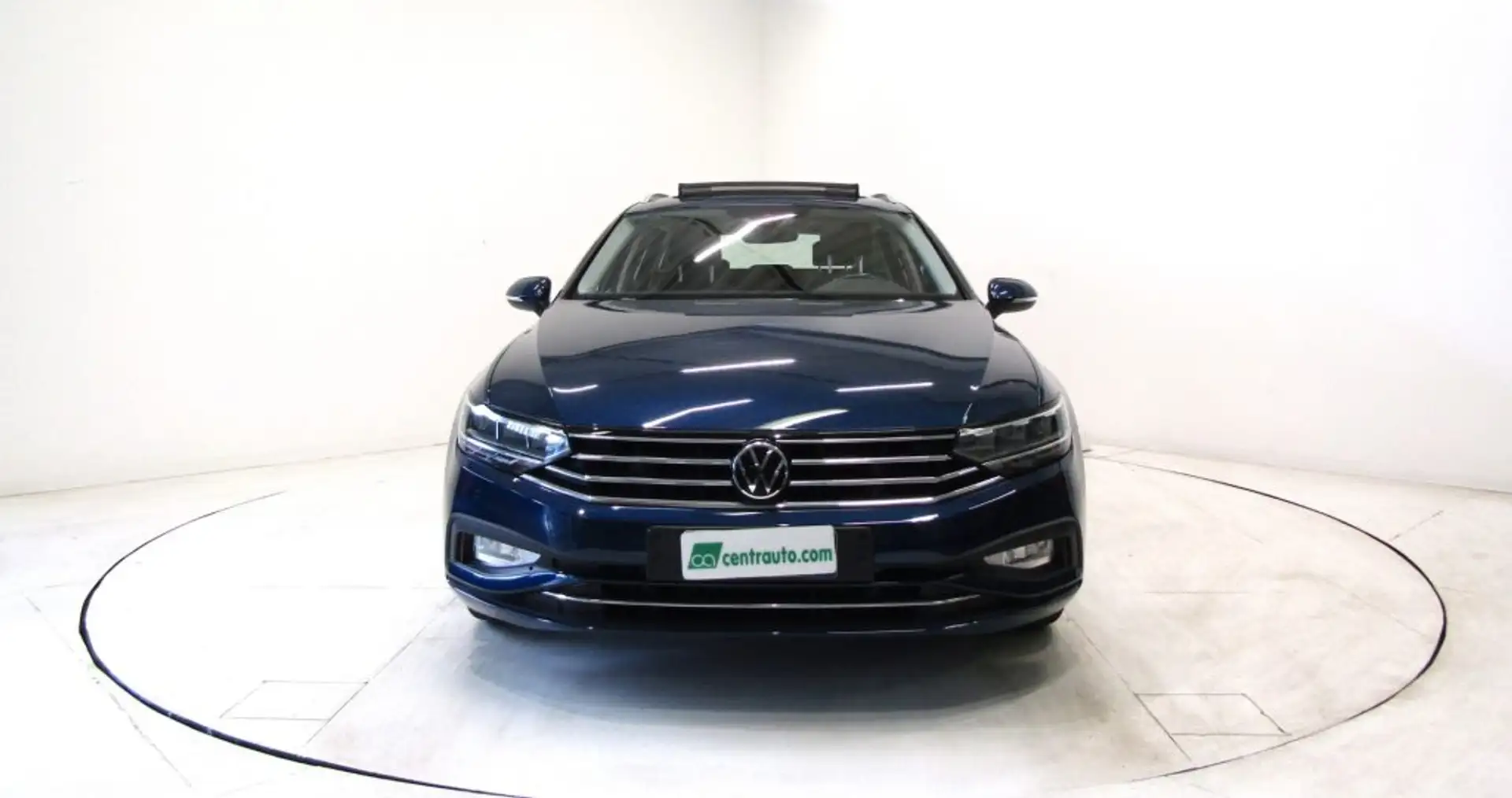 Volkswagen Passat Variant 2.0 TDI DSG Business 5P * TETTO APRIBILE * Bleu - 2