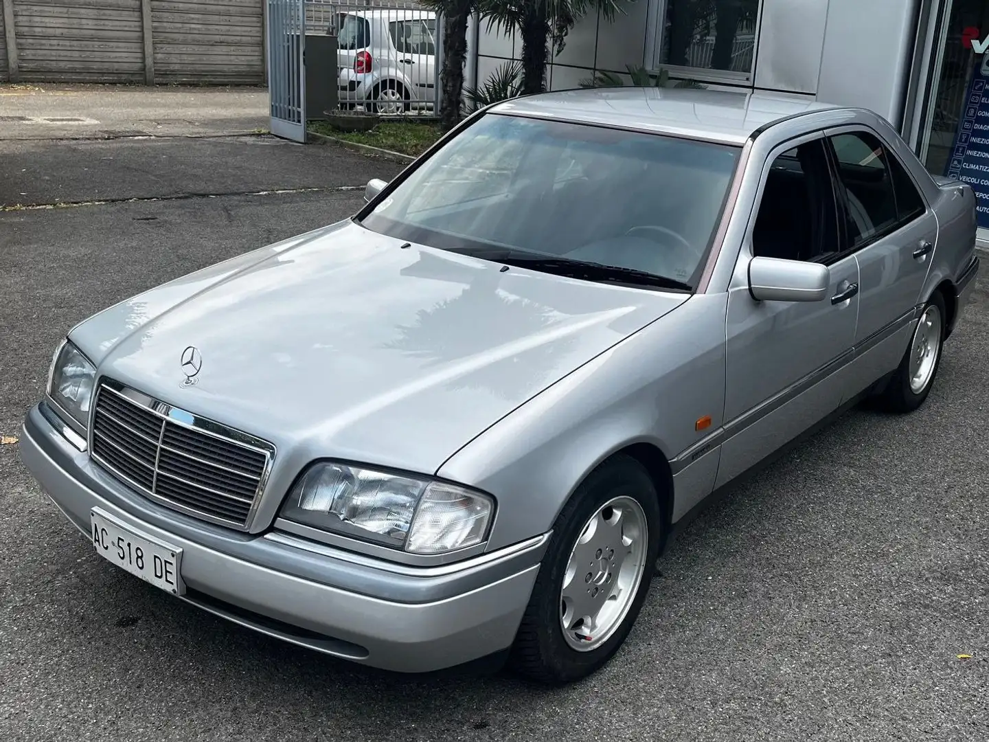 Mercedes-Benz C 200 Classe C - W202 Berlina Elegance c/2airbag Argento - 1