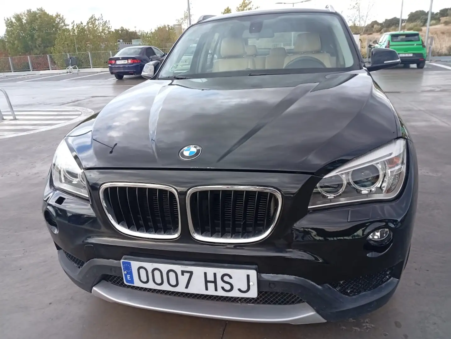 BMW X1 sDrive 16d Essential Edition Noir - 2
