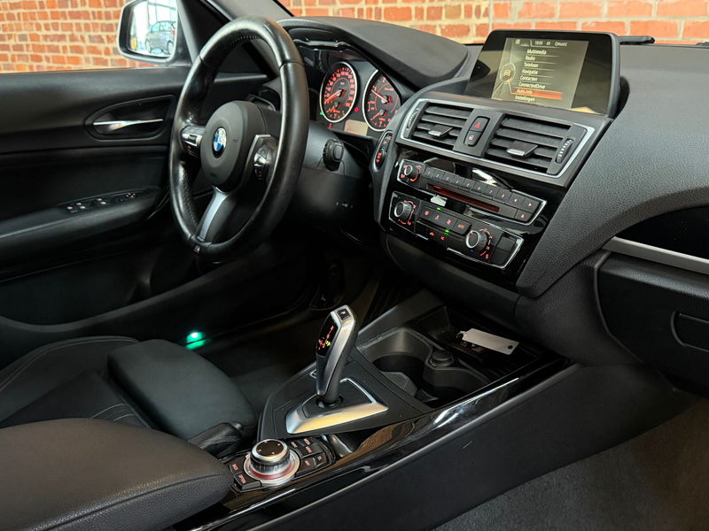 BMW 118 dA • LED • Navi • Automaat • Euro 6b — photo 13