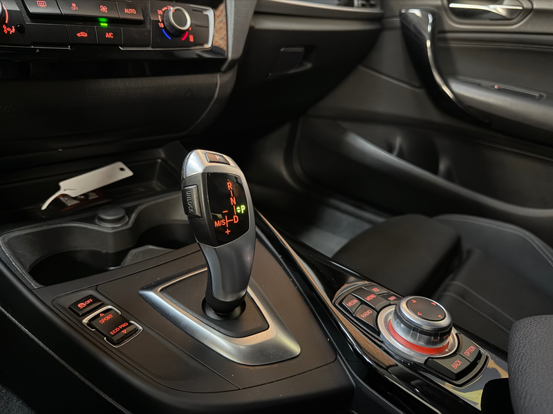 BMW 118 dA • LED • Navi • Automaat • Euro 6b — photo 9