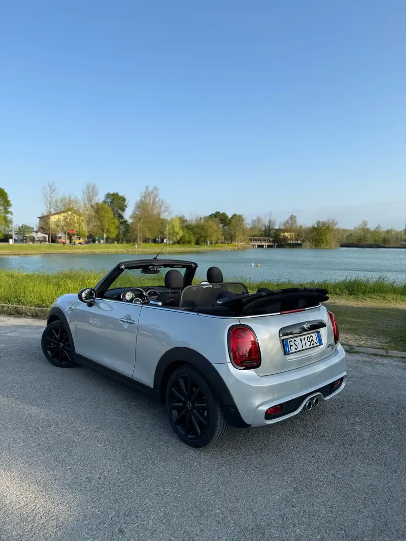 MINI Cooper SD Cabrio 2.0 Hype auto - 2
