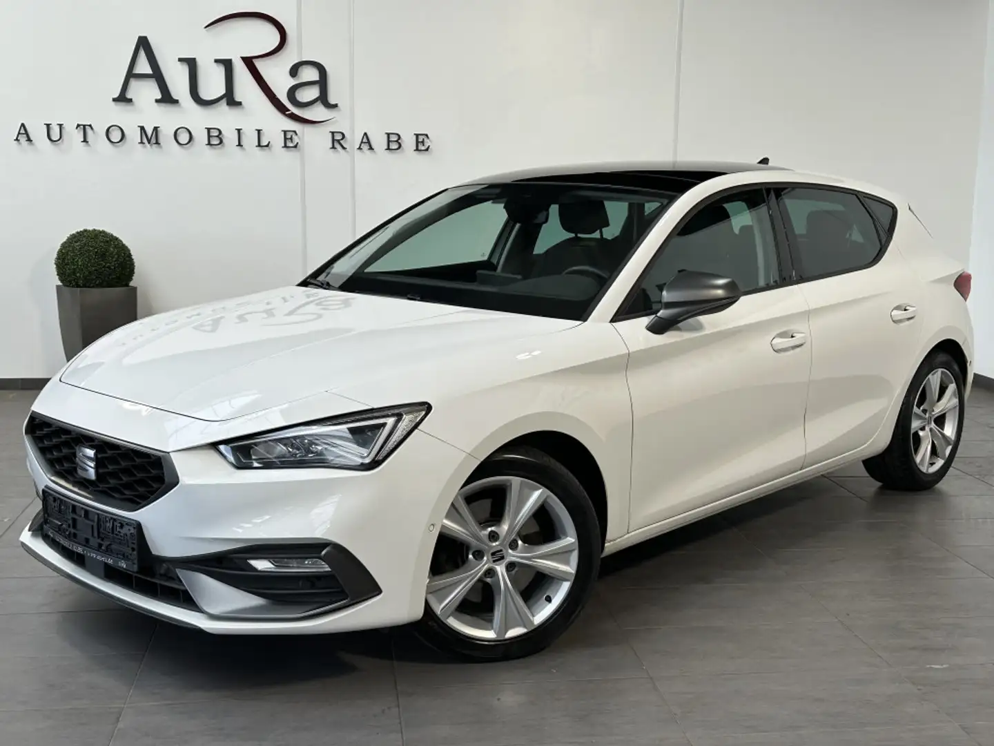 SEAT Leon 2.0 TDI DSG FR NAV+LED+AHK+ACC+PANO+BEATS Weiß - 2