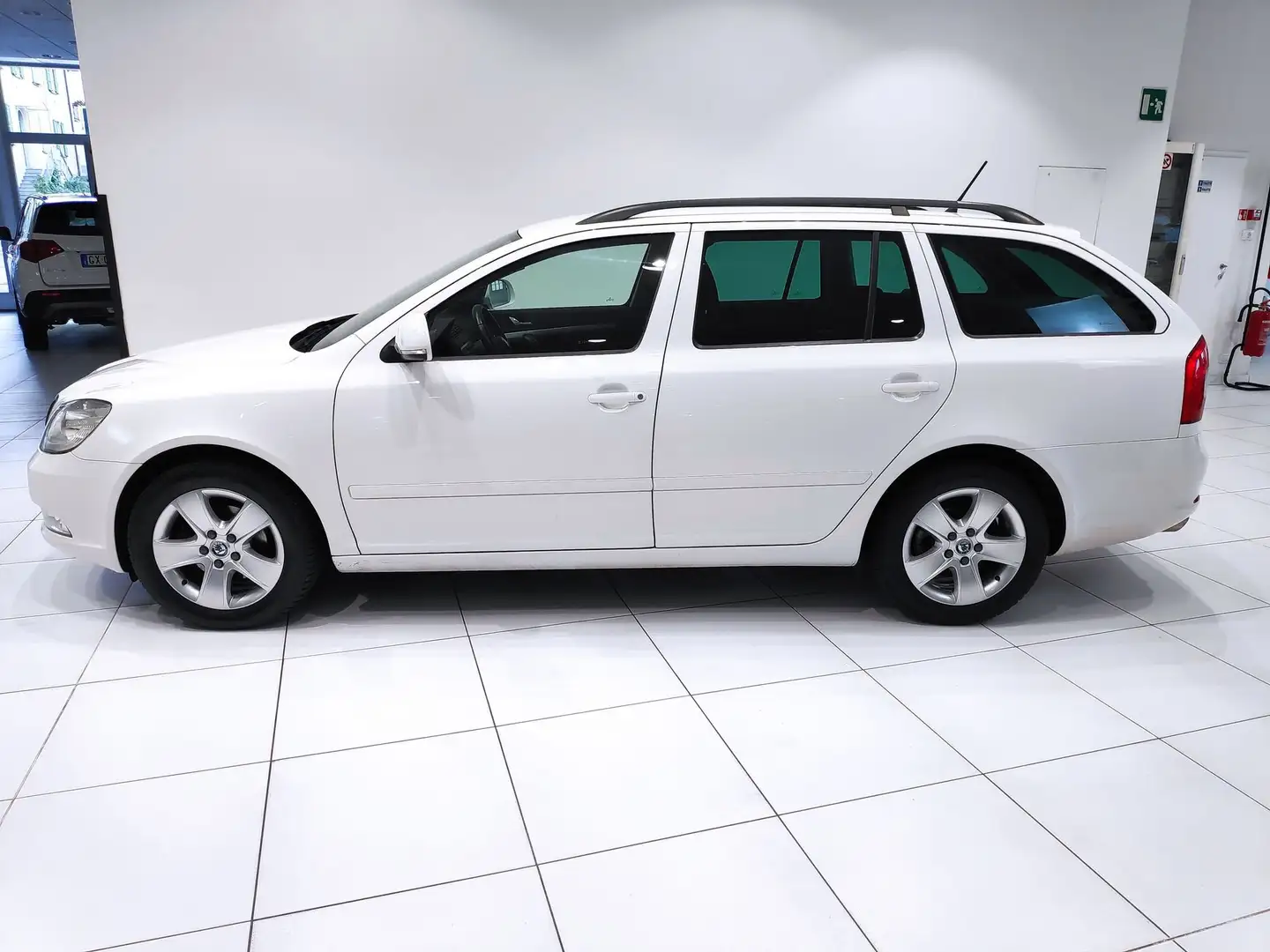 Skoda Octavia Octavia 1.4 TSI Station Wagon Ambition*BELLISSIMA* Wit - 2