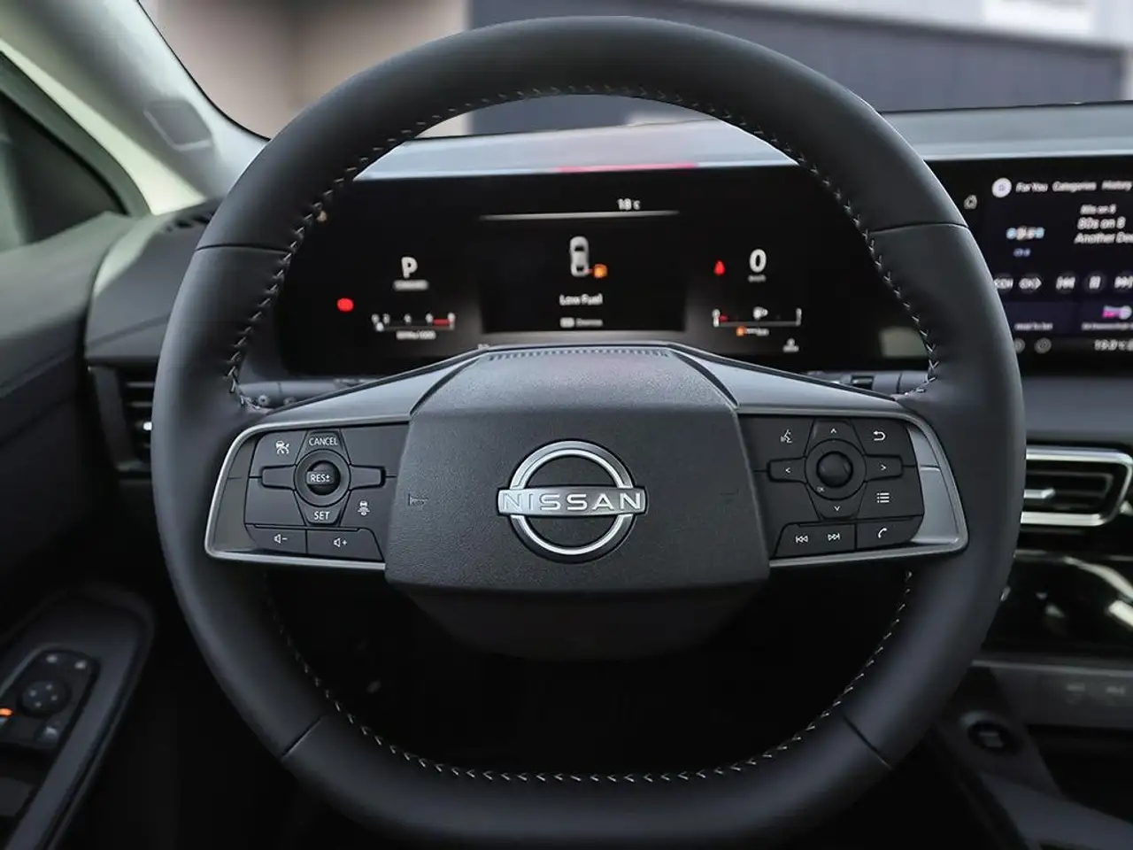 Nissan Sentra снимка Nissan Sentra