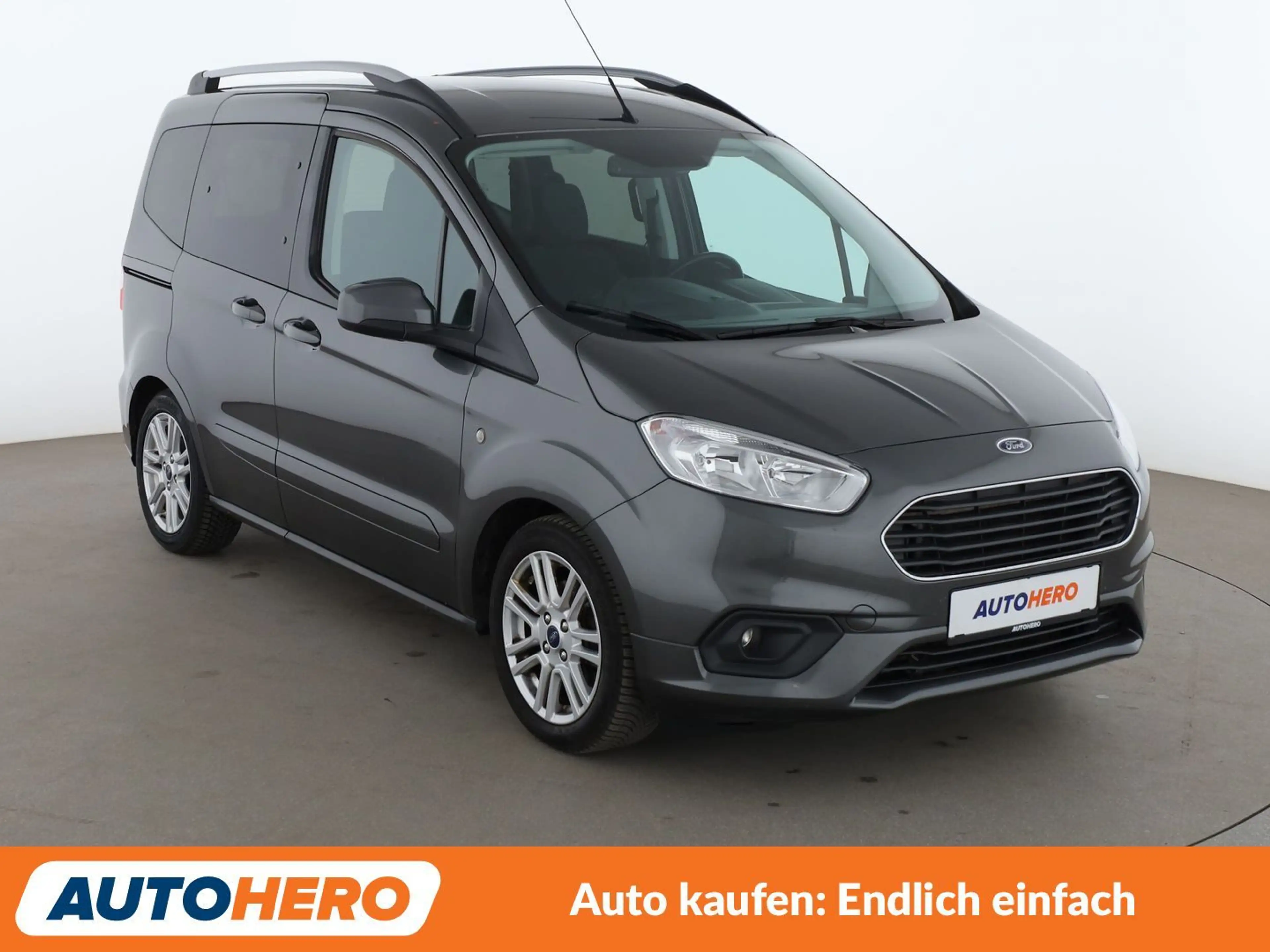 Ford Tourneo Courier 1.0 EcoBoost Titanium*NAVI*PDC* — photo 8