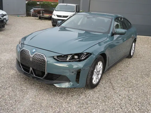 BMW i4 Gran Coupe 35 eDrive alle Airbag zu