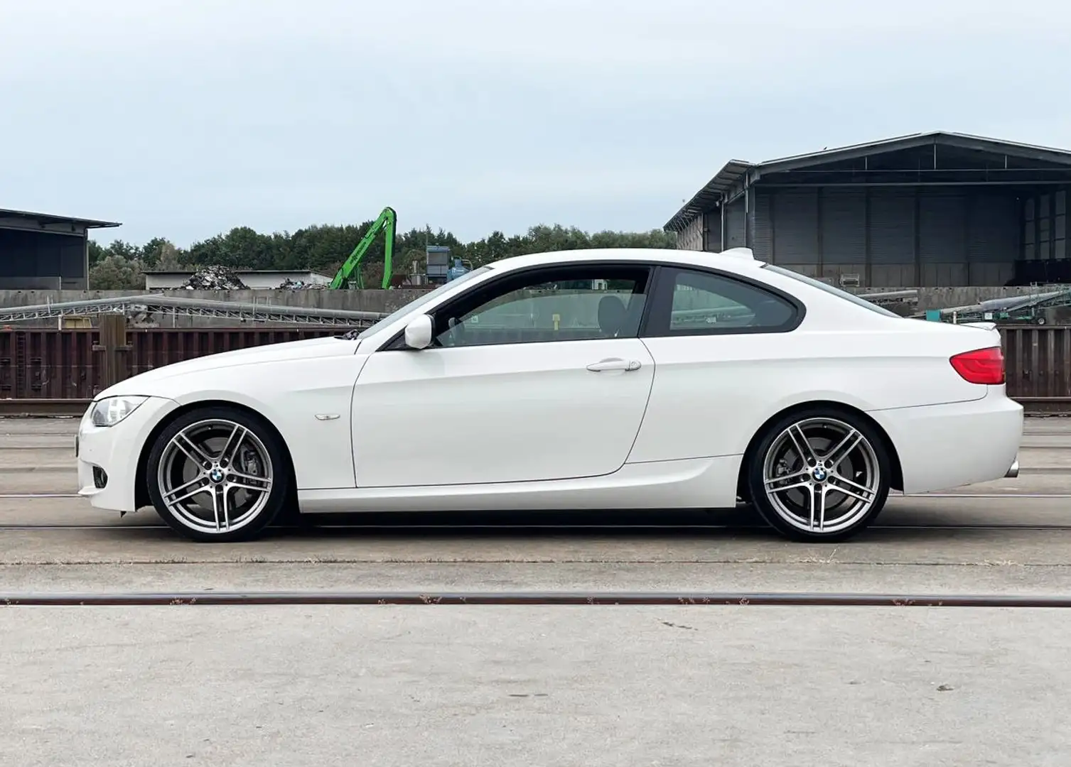 BMW 335 335i Coupe M Sport Performance Edition Weiß - 2