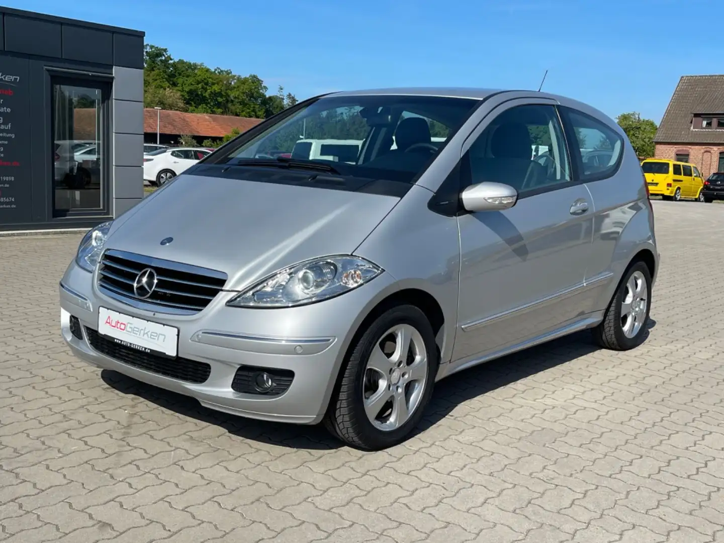 Mercedes-Benz A 170 Avantgarde Automatik 1HD TÜV NEU Silber - 2