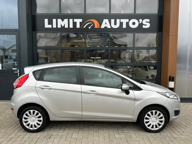 Ford Fiesta view 7