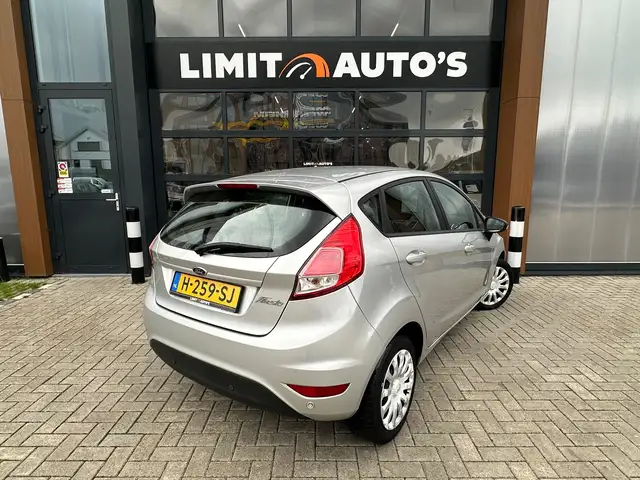 Ford Fiesta view 2
