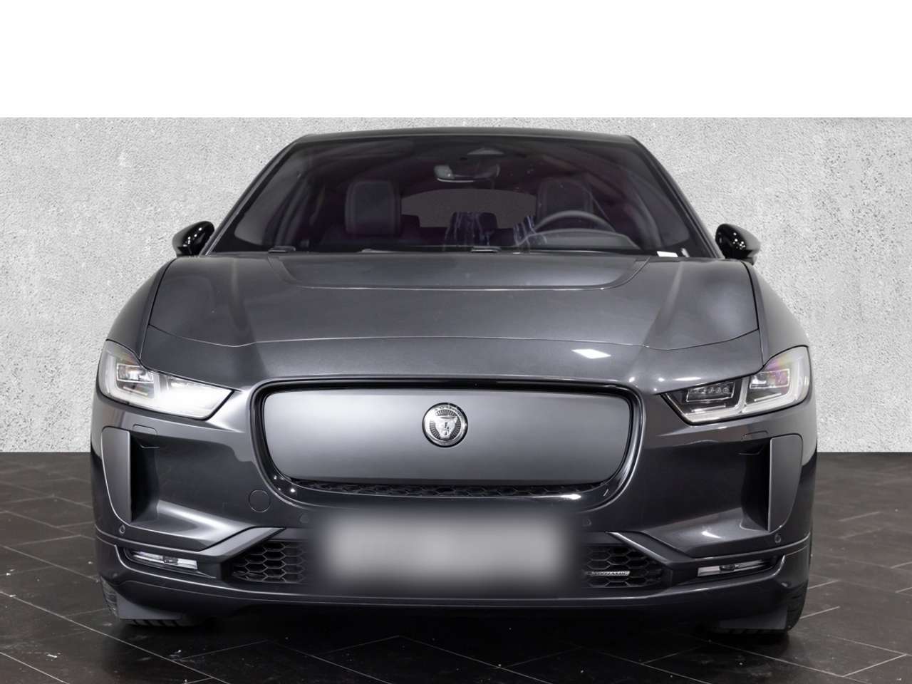 Jaguar-I-Pace-R-Dynamic SE EV400 Sports Utility Vehicle. 294 kW.