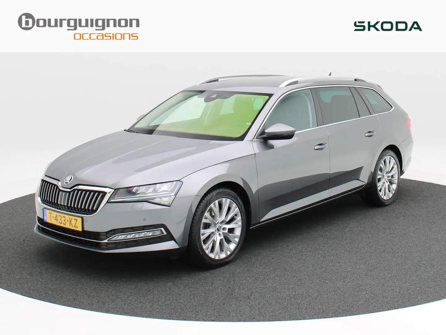Skoda Superb Combi 1.5 TSi 150 Pk Automaat Business Edition Plu Grijs - 1