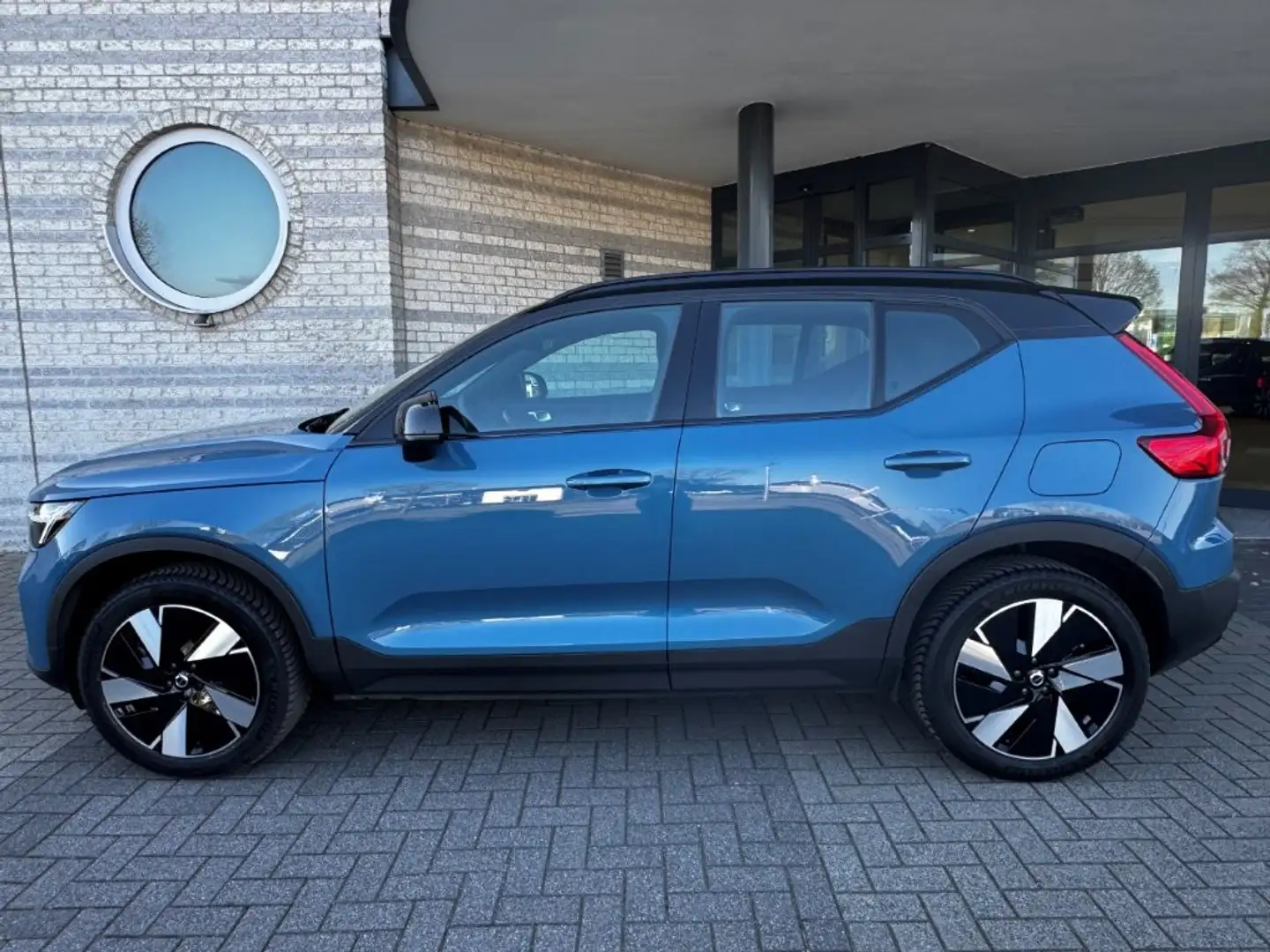 Volvo XC40 Recharge Pure Electric 252pk Plus | Trekh. | All S Azul - 2