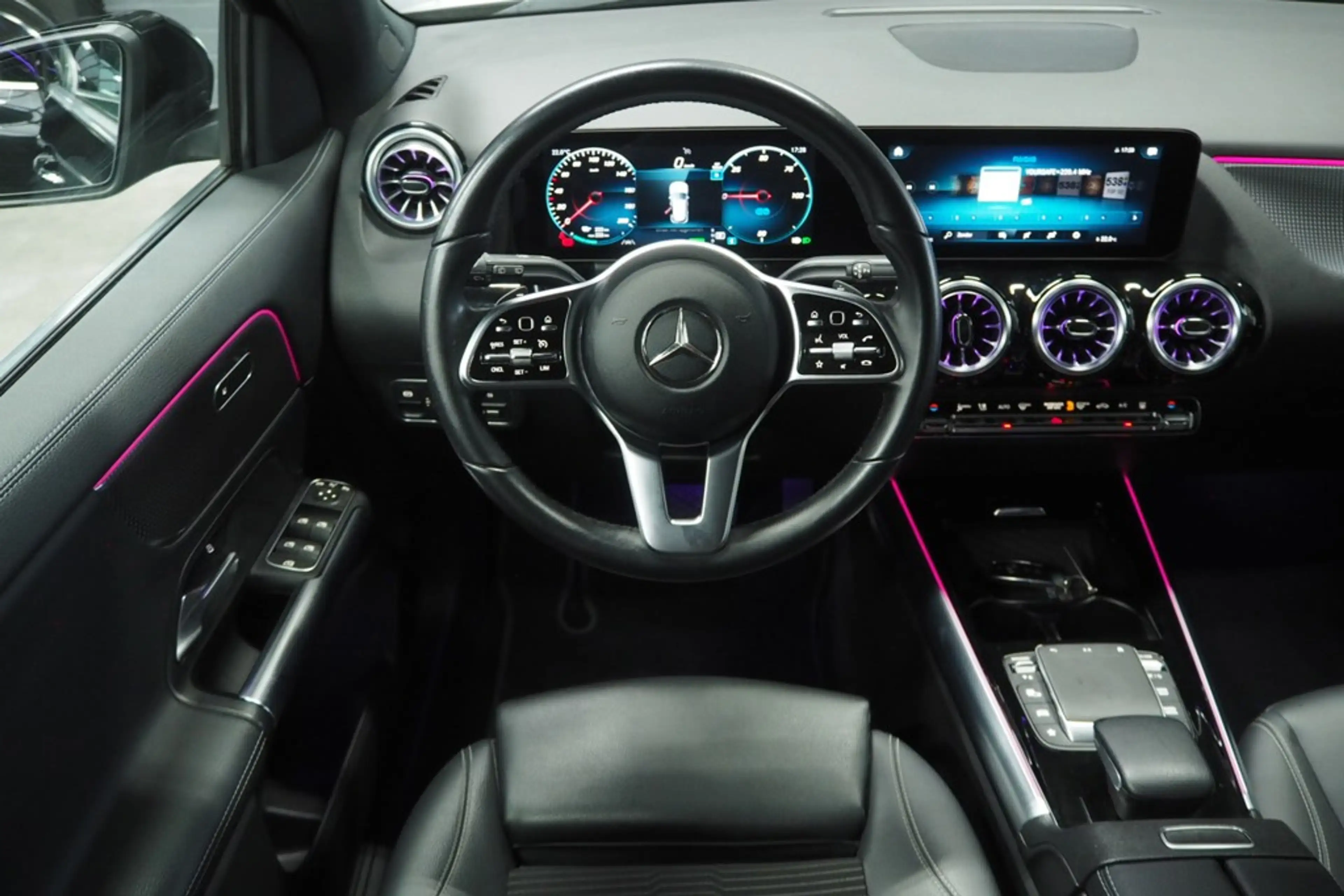 Mercedes-Benz EQA 250 Business Solution Luxury 67 kWh — photo 8