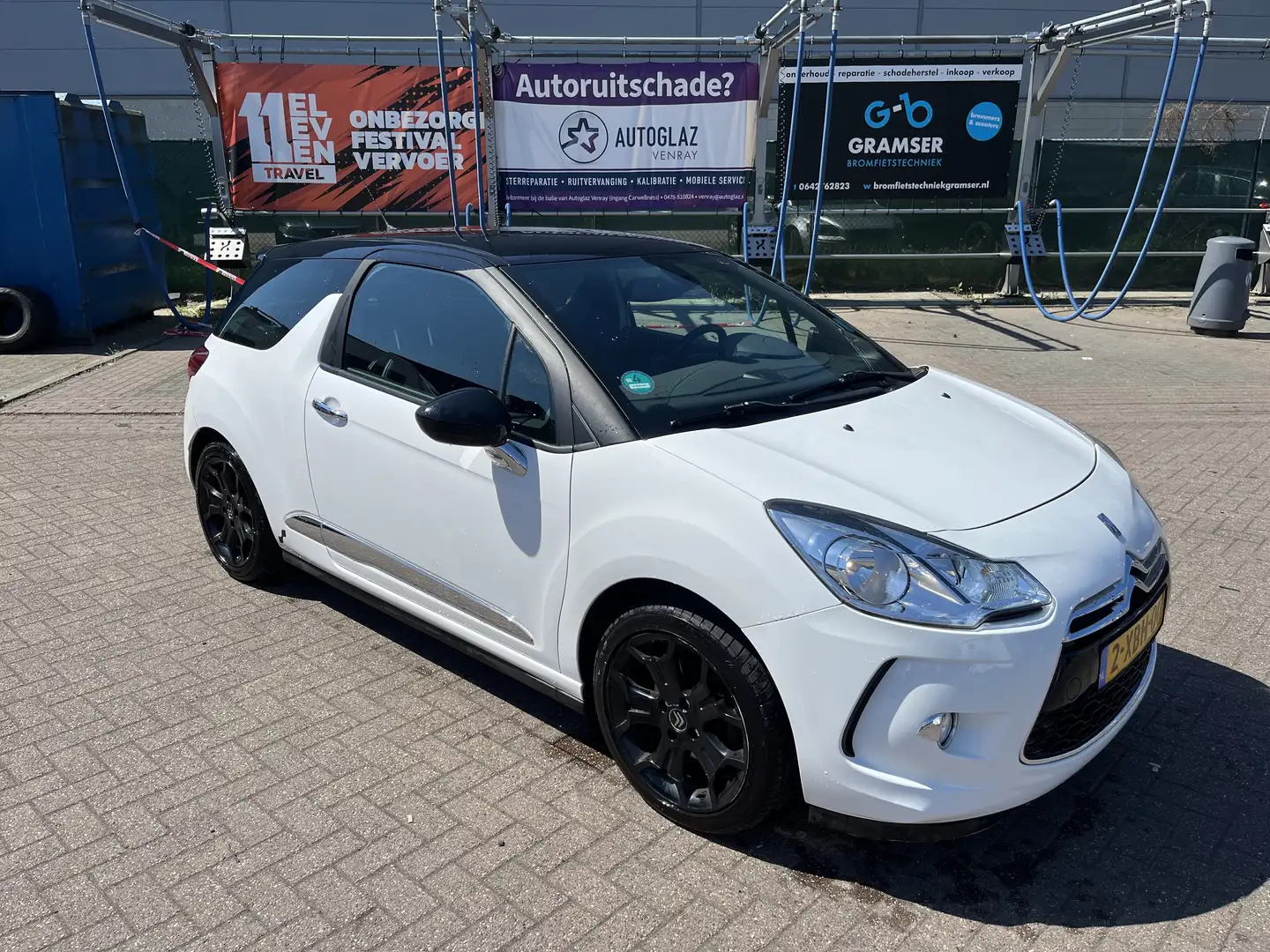 Citroen DS3 1.6 THP Sport Chic Wit - 1