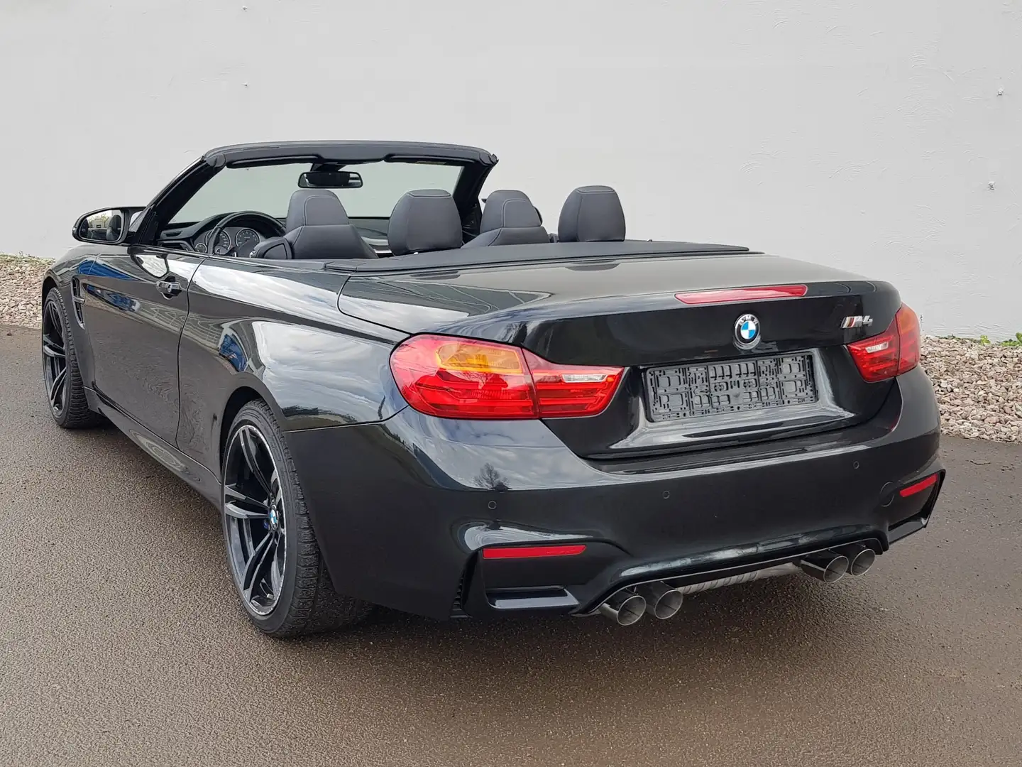 BMW M4 Cabrio DKG Schwarz - 2