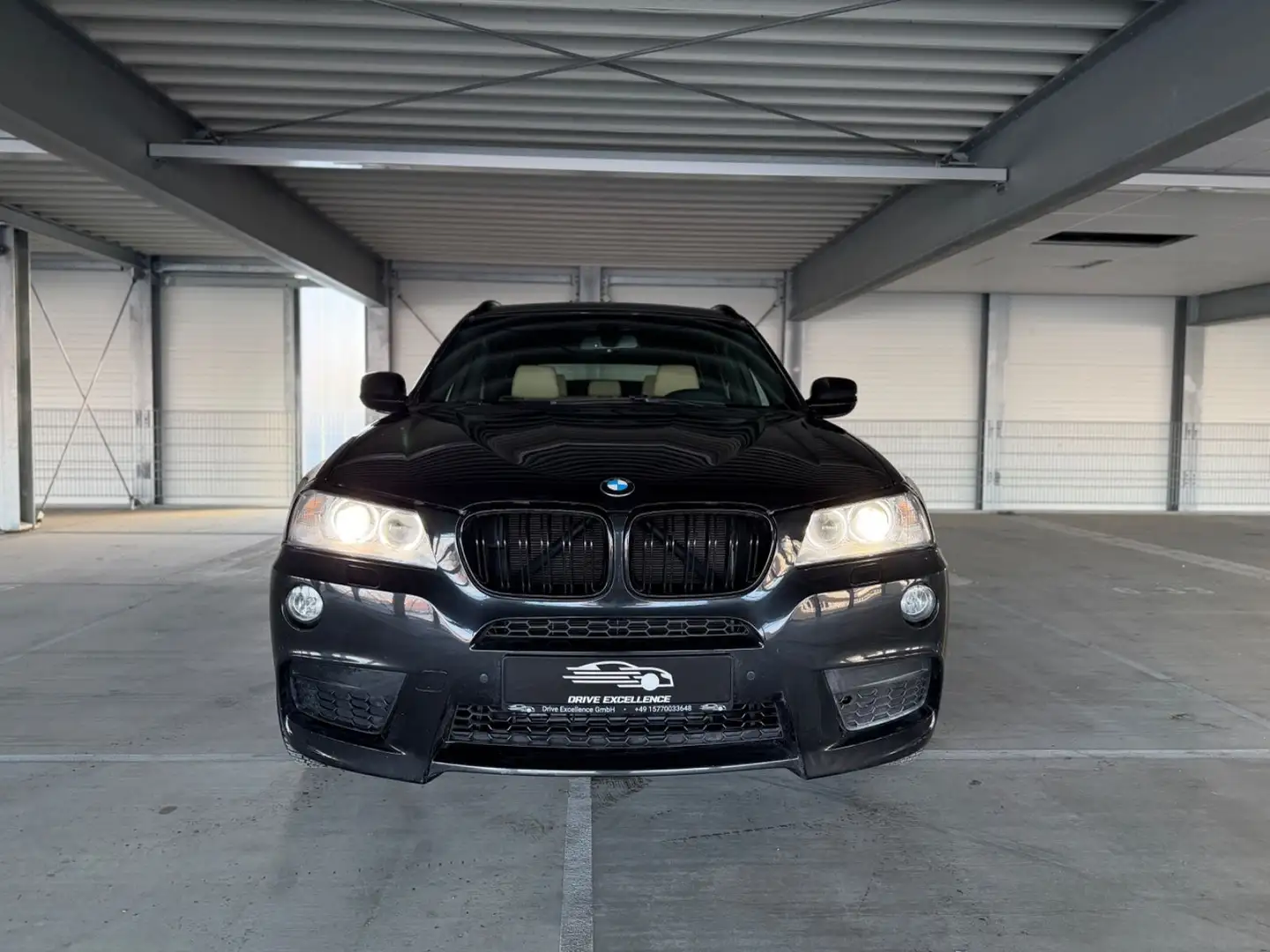 BMW X3 xDrive 35i Pano HeadUp AHK VL RKam PDC Memory Noir - 2