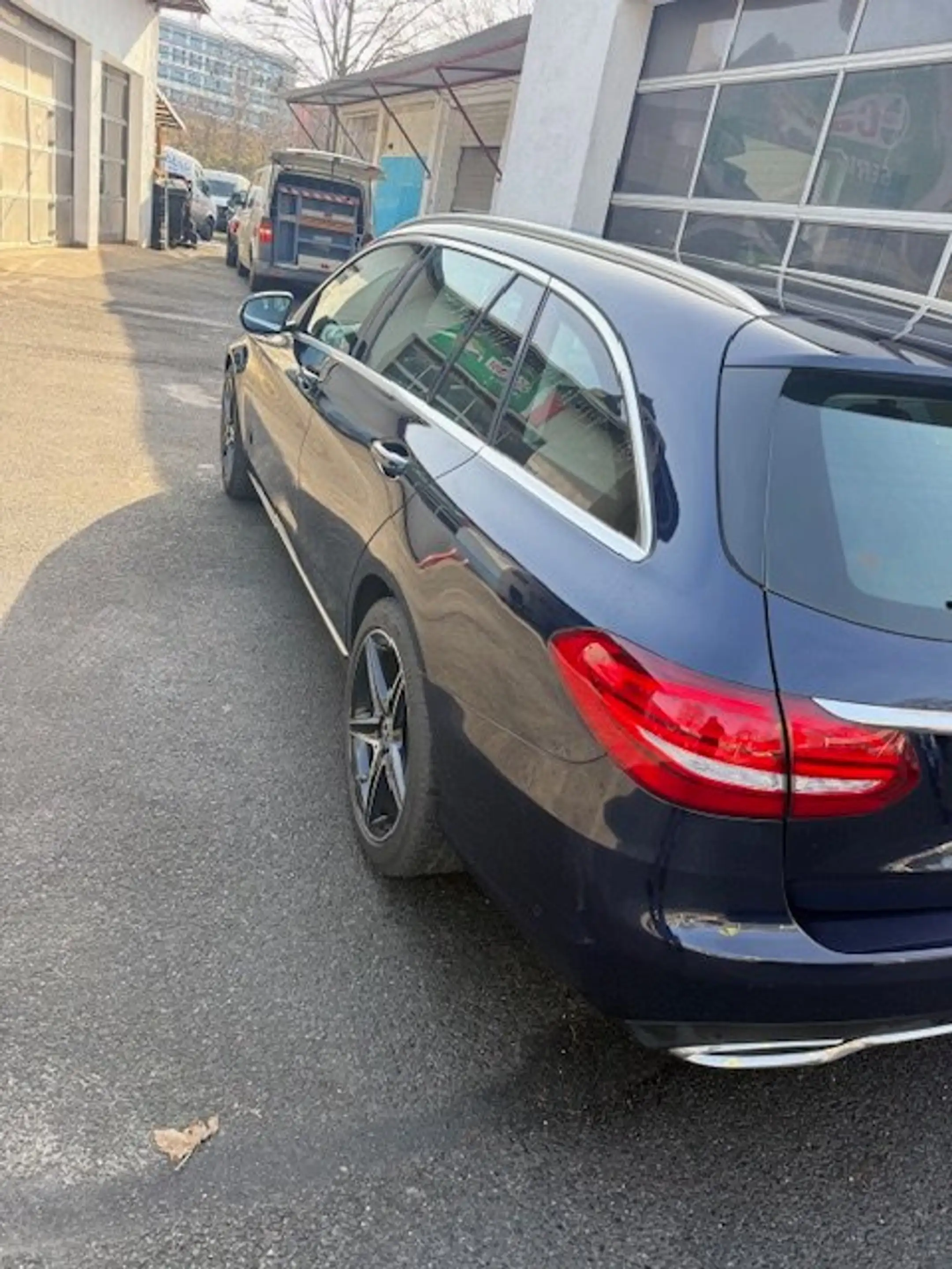 Mercedes-Benz C 250 C 250 T BlueTec / d (205.208) — photo 4