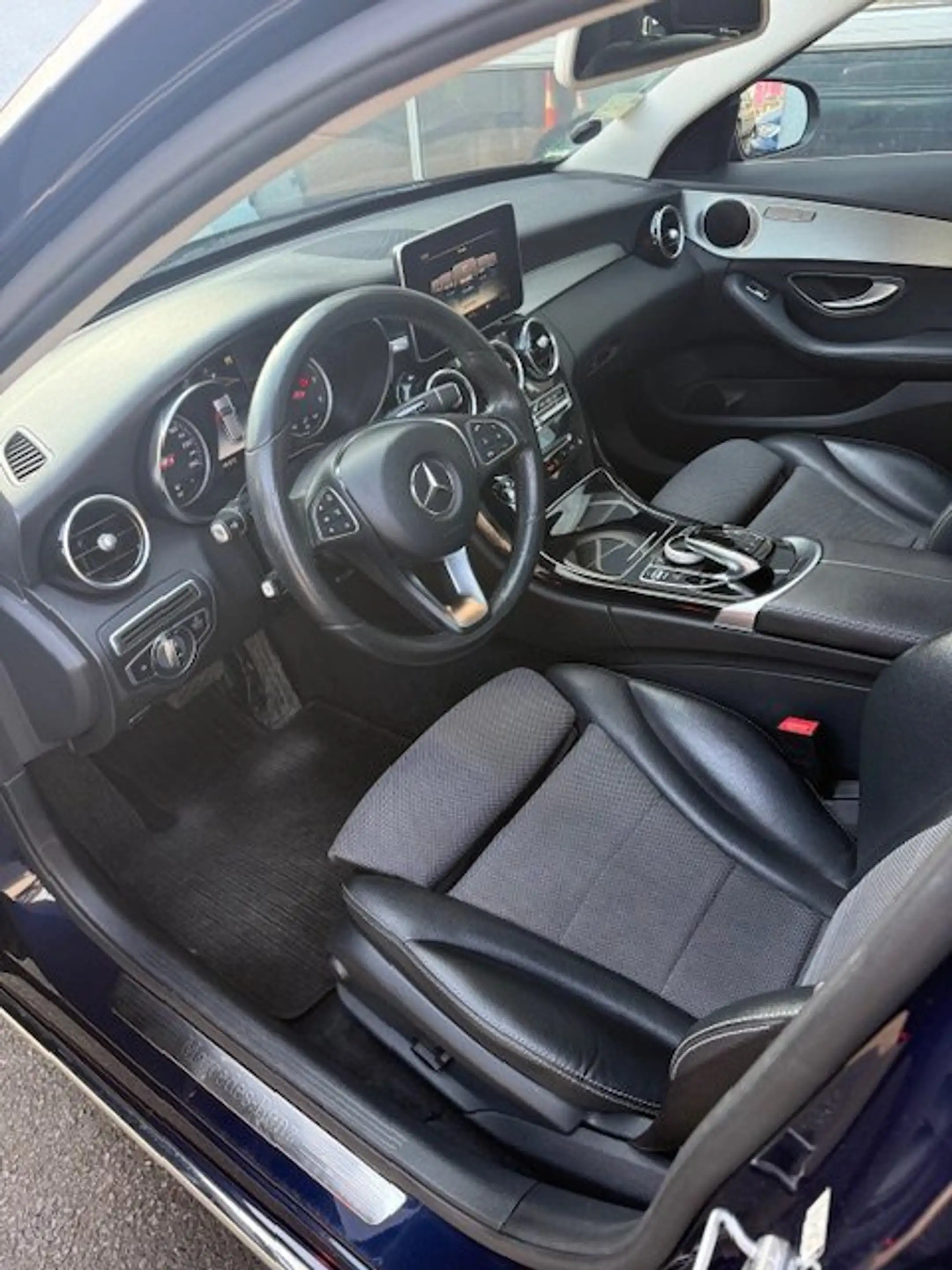 Mercedes-Benz C 250 C 250 T BlueTec / d (205.208) — photo 7
