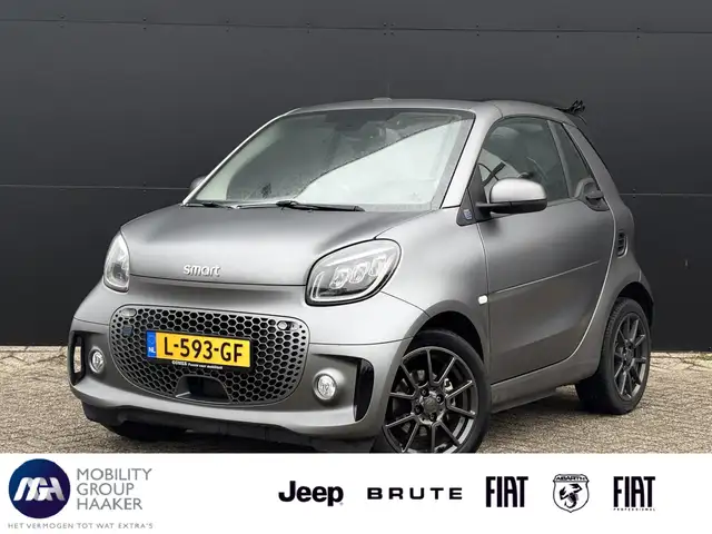 smart forTwo Cabrio EQ Comfort PLUS 18 kWh | Apple-Android | De