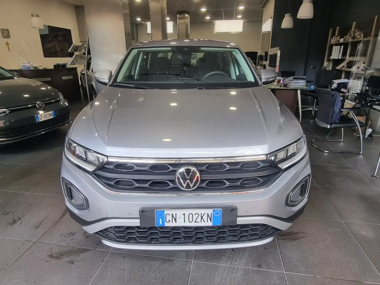 Volkswagen T-Roc 1.0 TSI Life Silber - 2