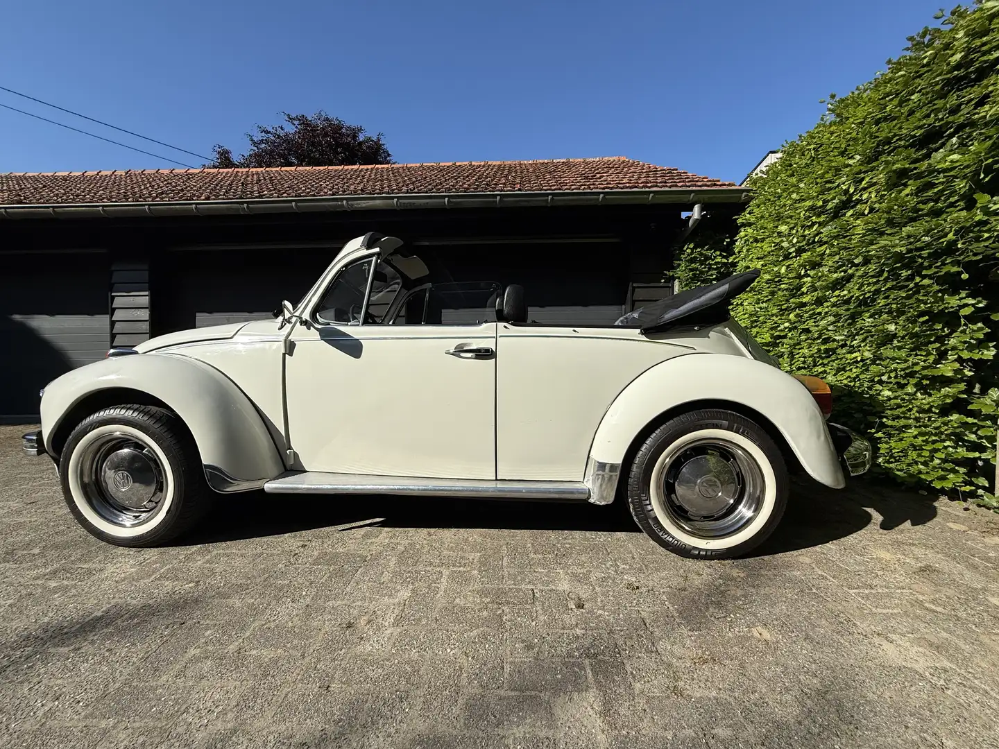Volkswagen Kever Cabriolet - 2