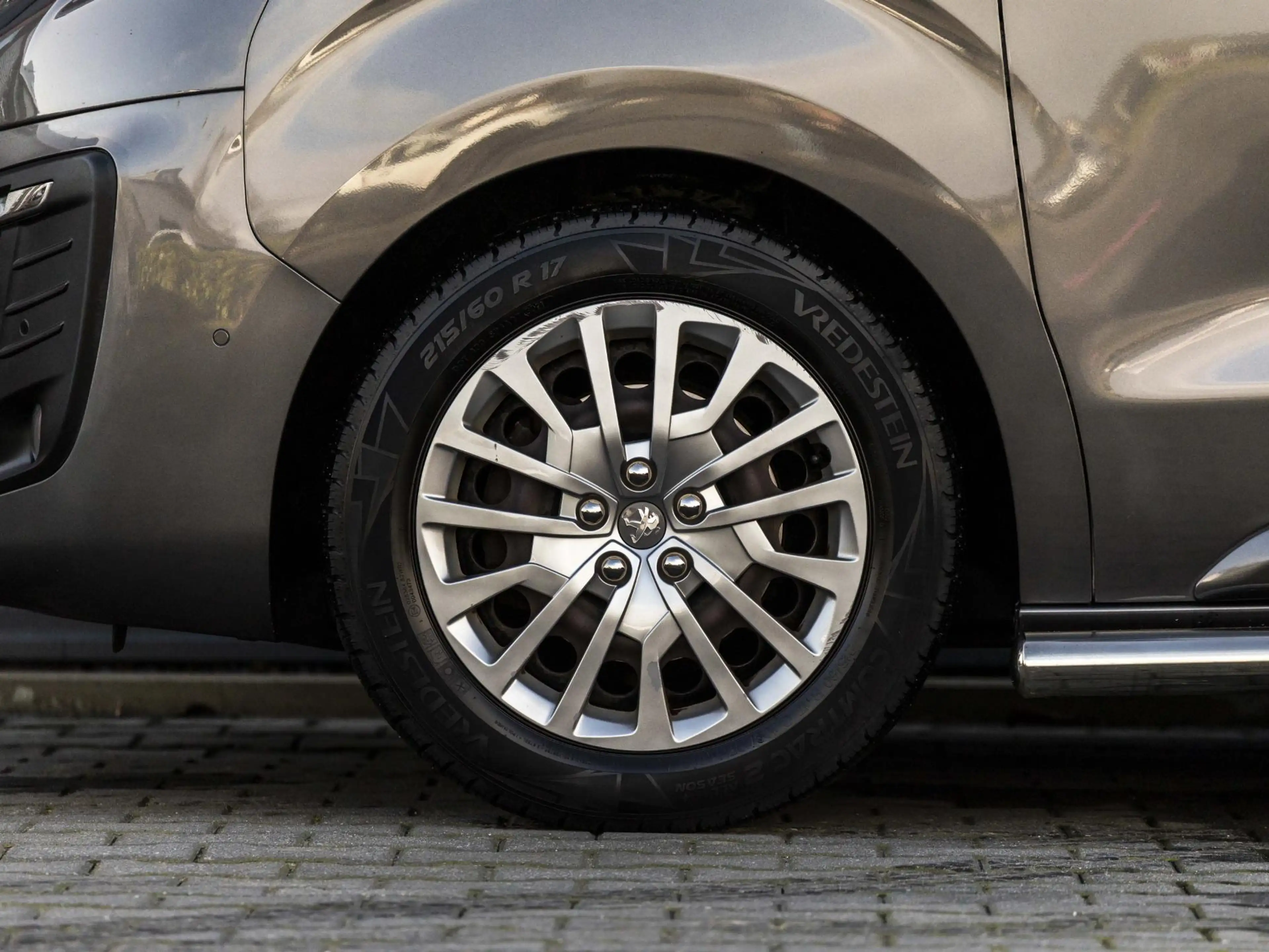Peugeot Expert 231L 2.0 BlueHDI 180 Premium Pack Dubbele schuifde — photo 9