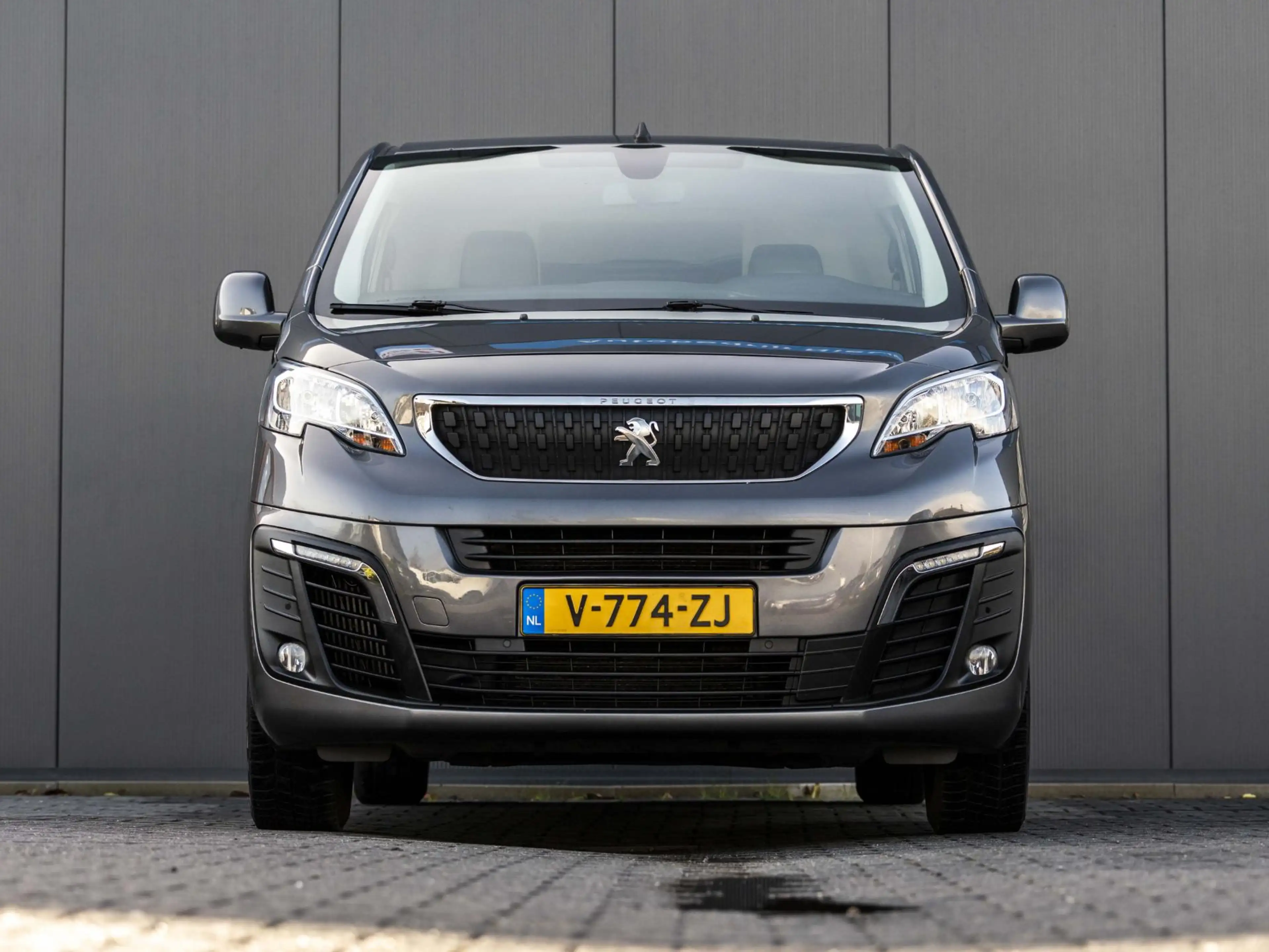 Peugeot Expert 231L 2.0 BlueHDI 180 Premium Pack Dubbele schuifde — photo 2