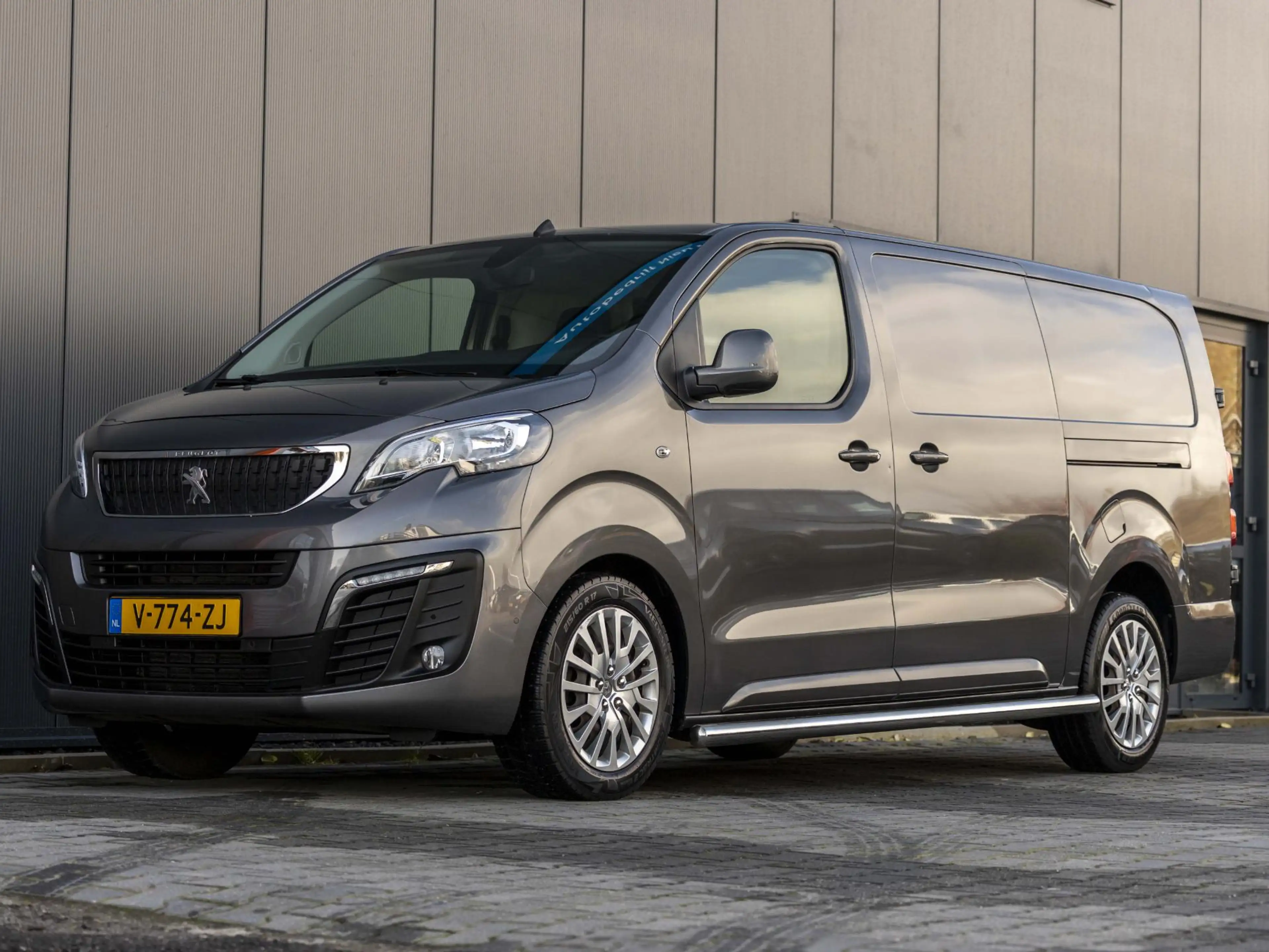 Peugeot Expert 231L 2.0 BlueHDI 180 Premium Pack Dubbele schuifde — photo 10