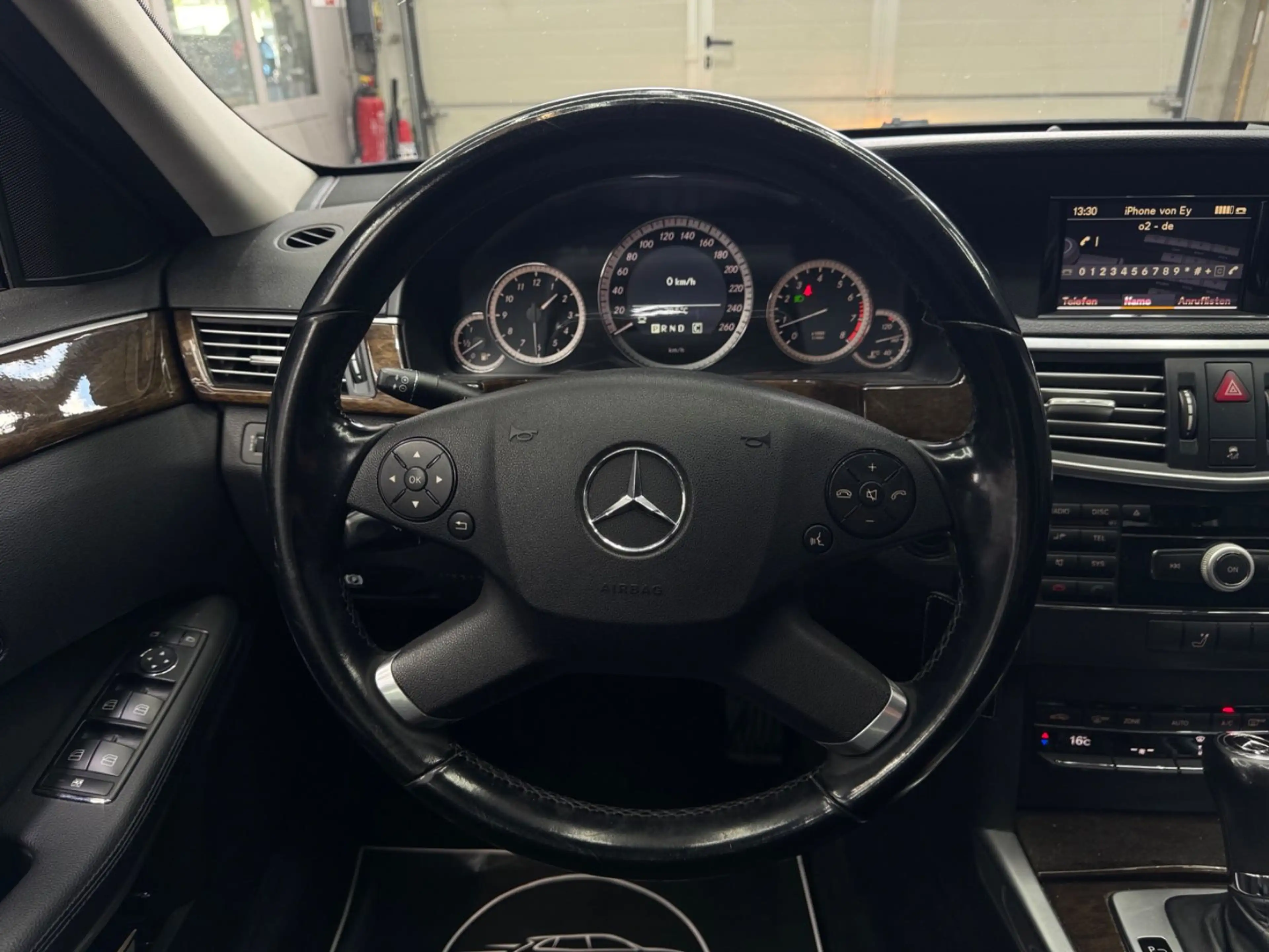 Mercedes-Benz E 250 E Limousine E 250 CGI BlueEfficiency — photo 15