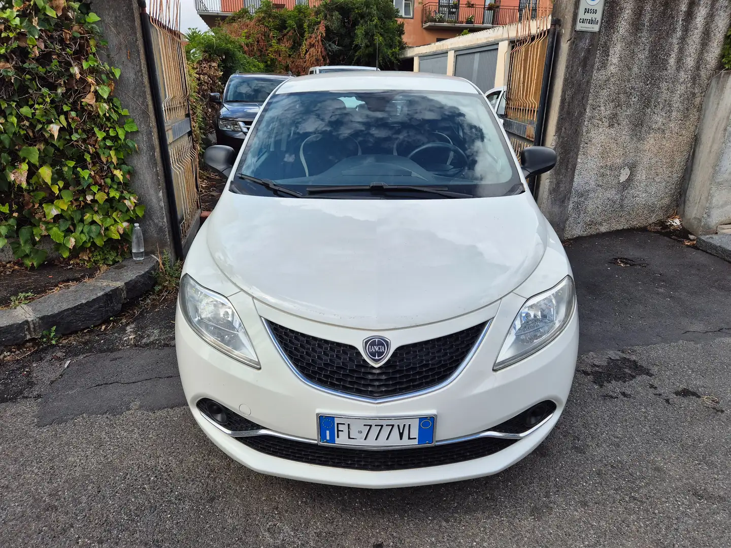 Lancia Ypsilon Ypsilon III dic 2017 1.3 mjt Silver s Bianco - 2