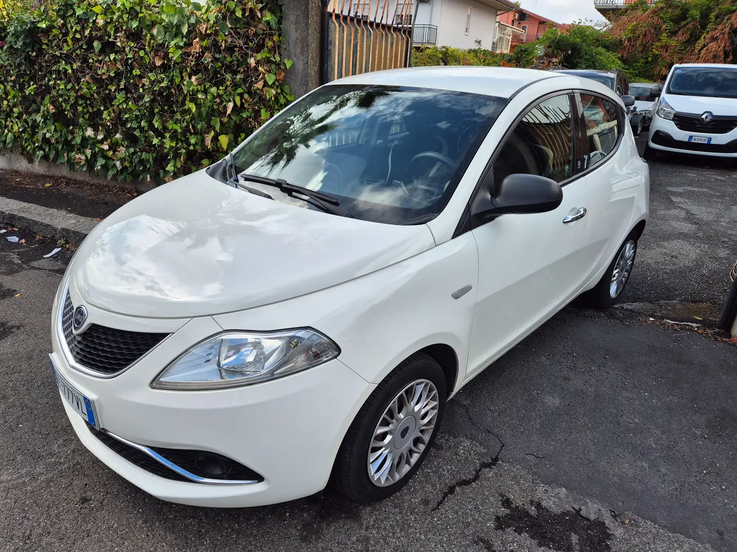 Lancia Ypsilon Ypsilon III dic 2017 1.3 mjt Silver s Bianco - 1