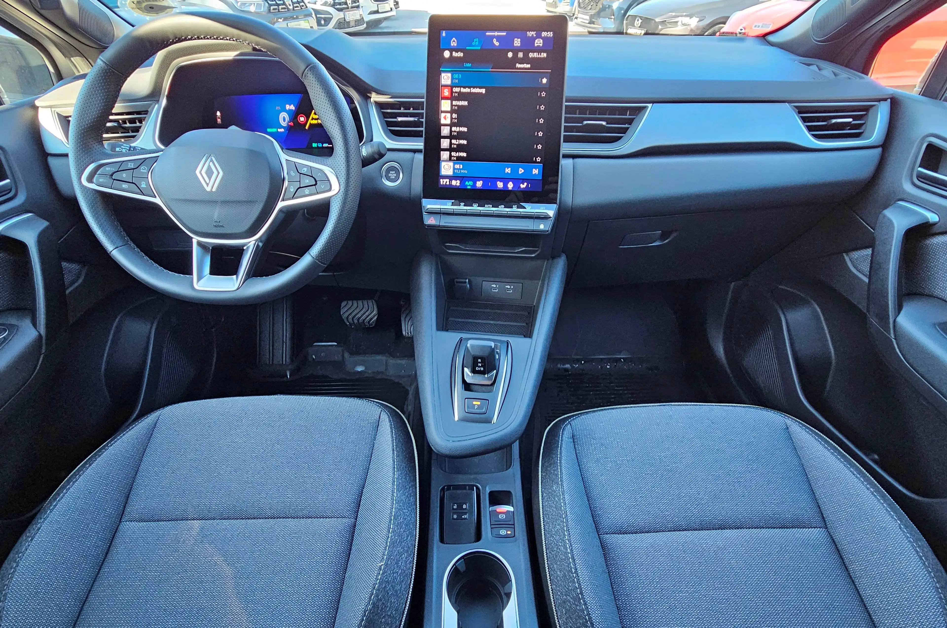 Renault Symbioz Techno Full Hybrid E-Tech 160 (MY26) — photo 12