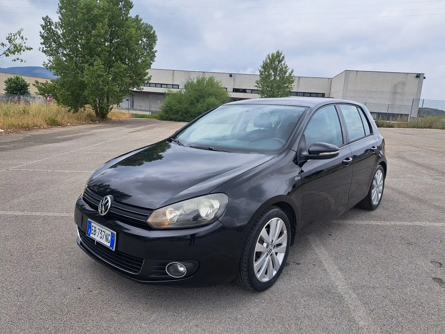Volkswagen Golf 5p 1.6 tdi Highline - 1