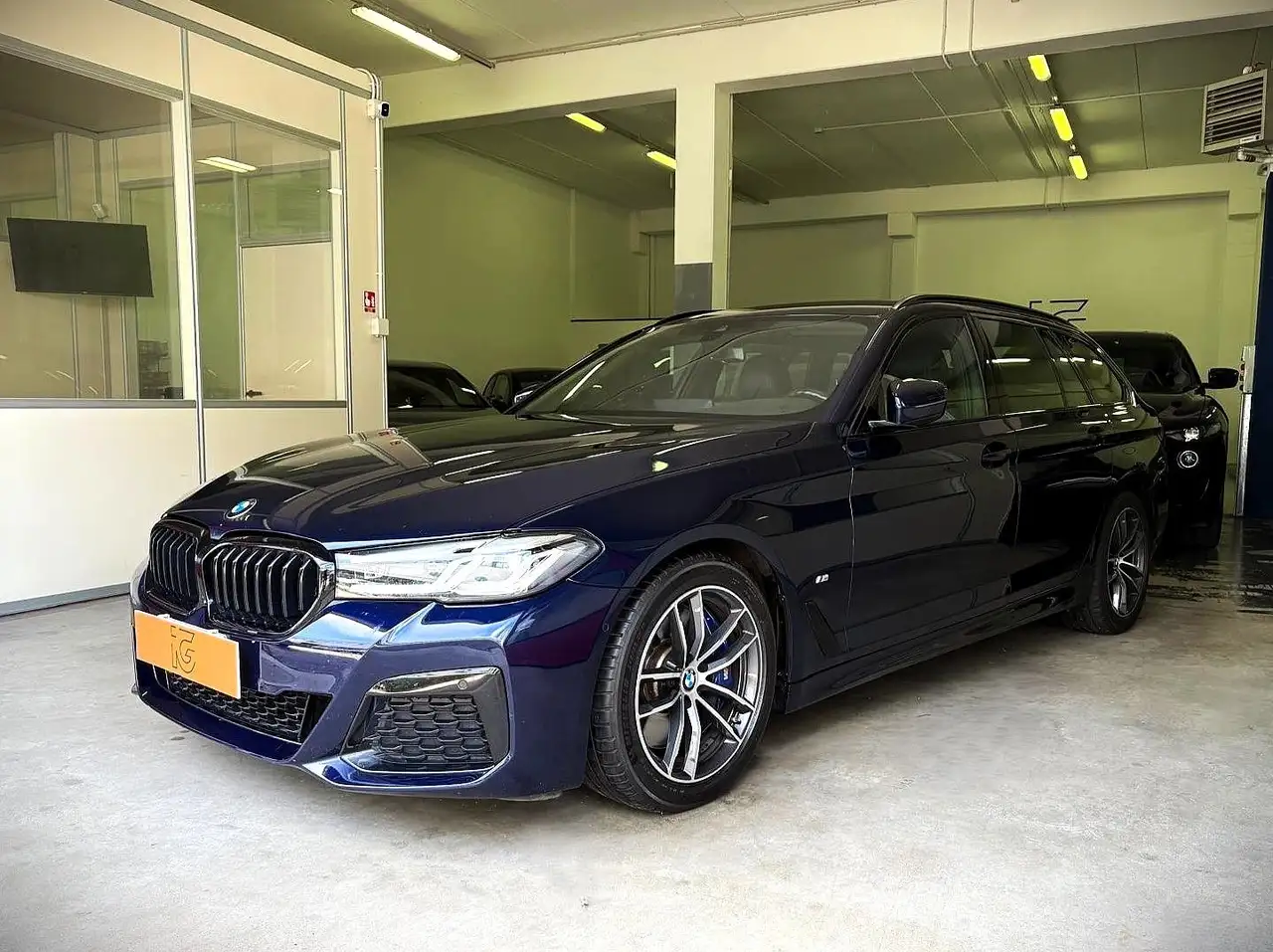 BMW 530
